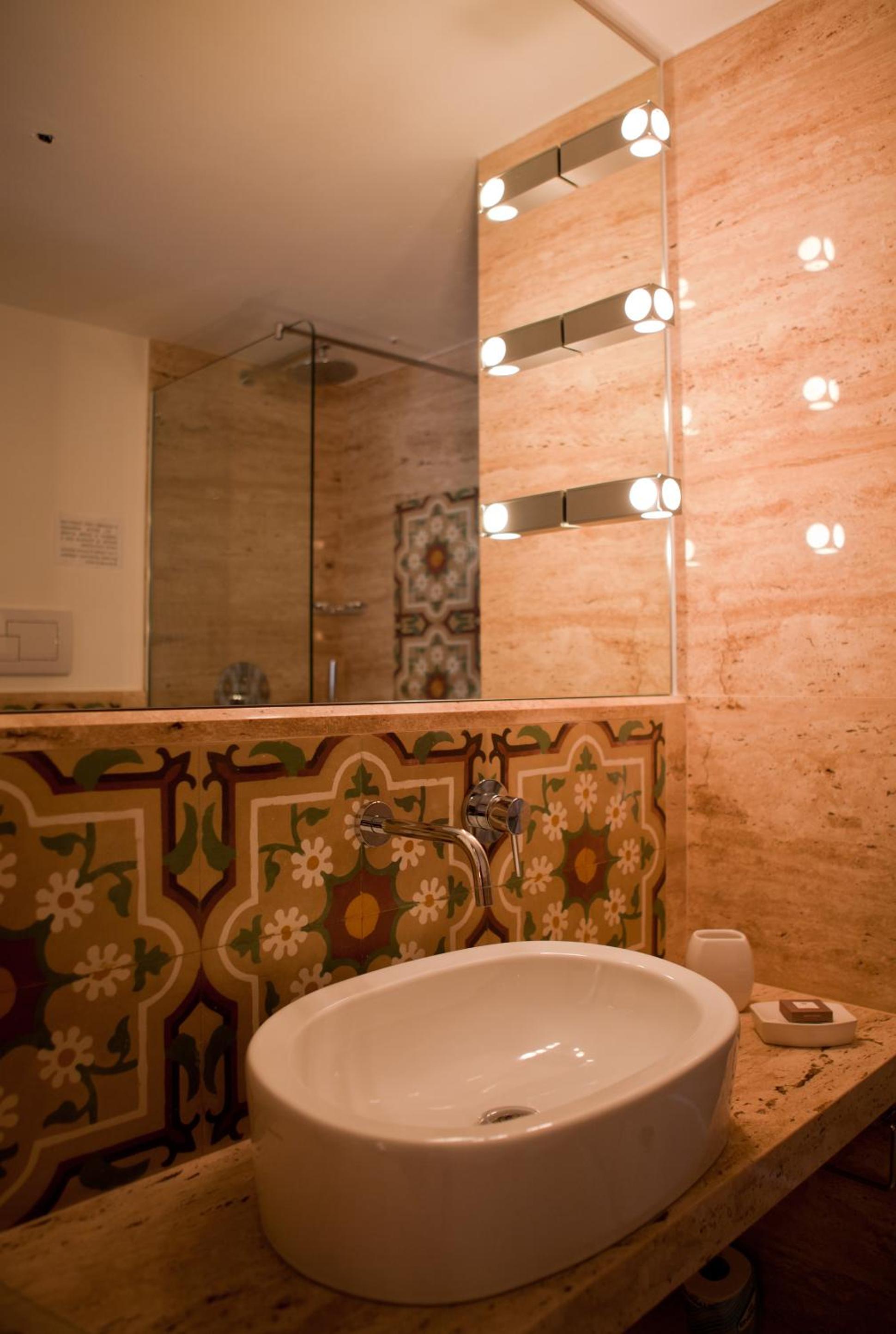 Deluxe Single Room photo 3