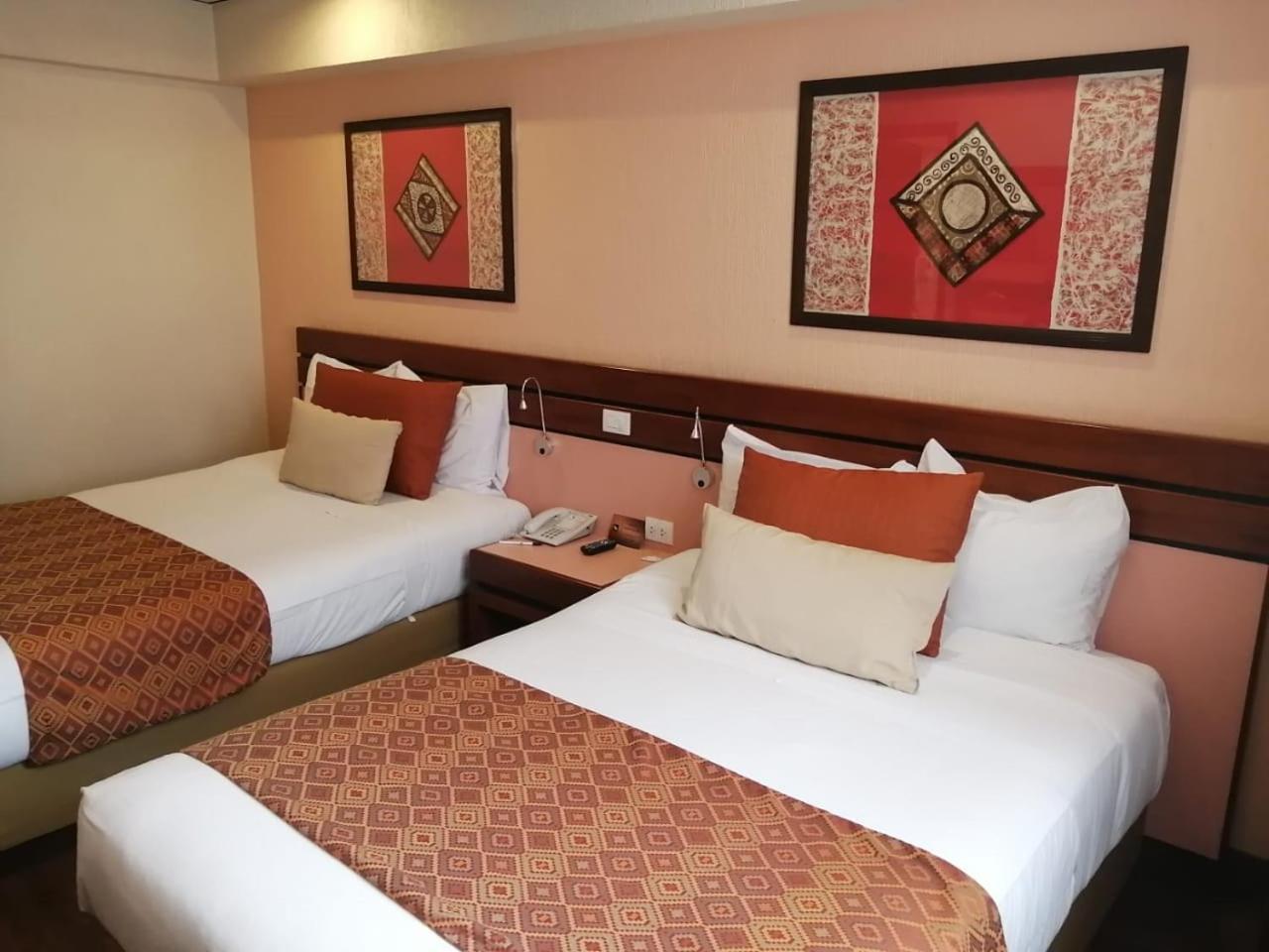 Standard Twin Room - Photo 1