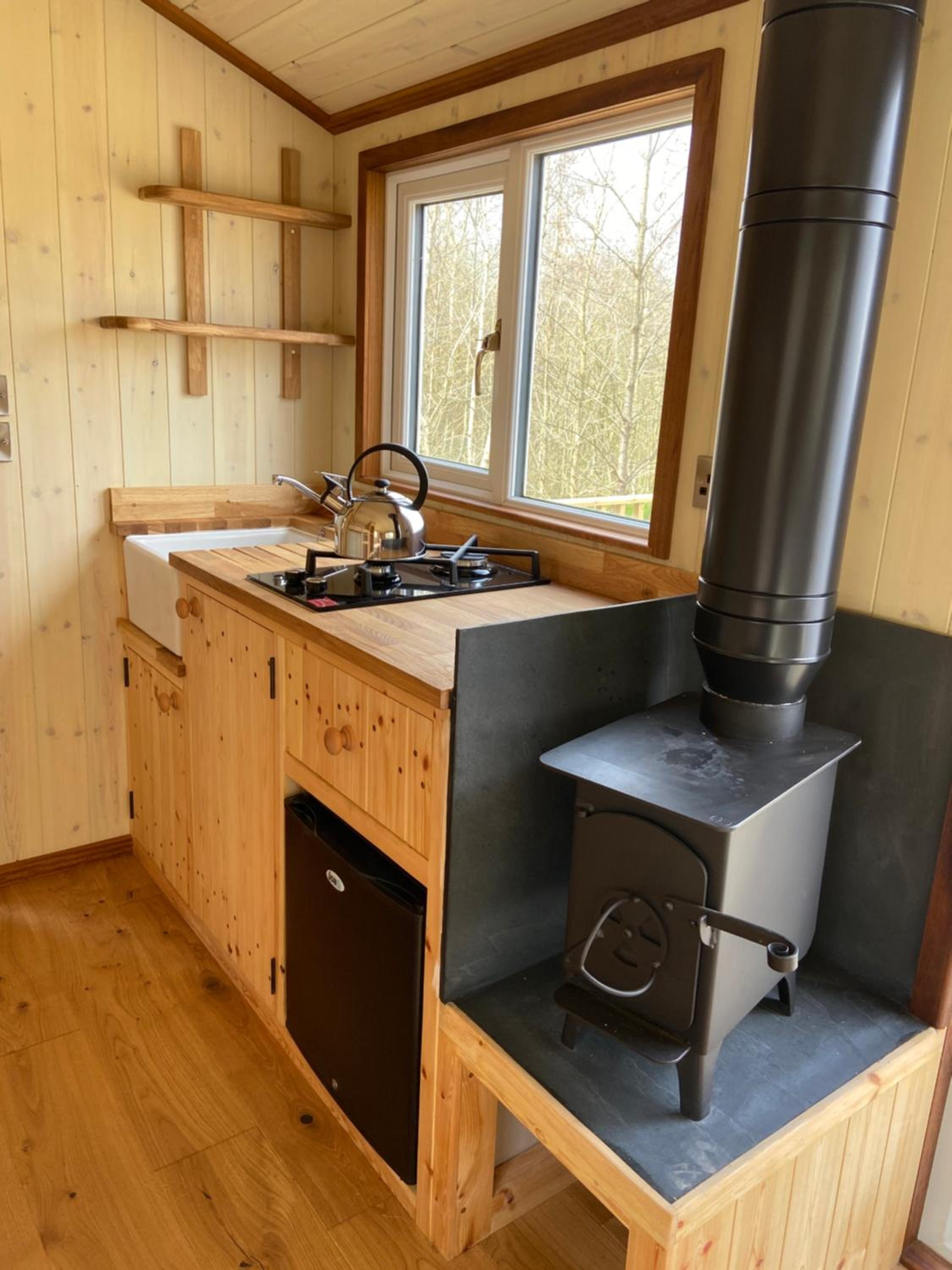 Mobile Home photo 3