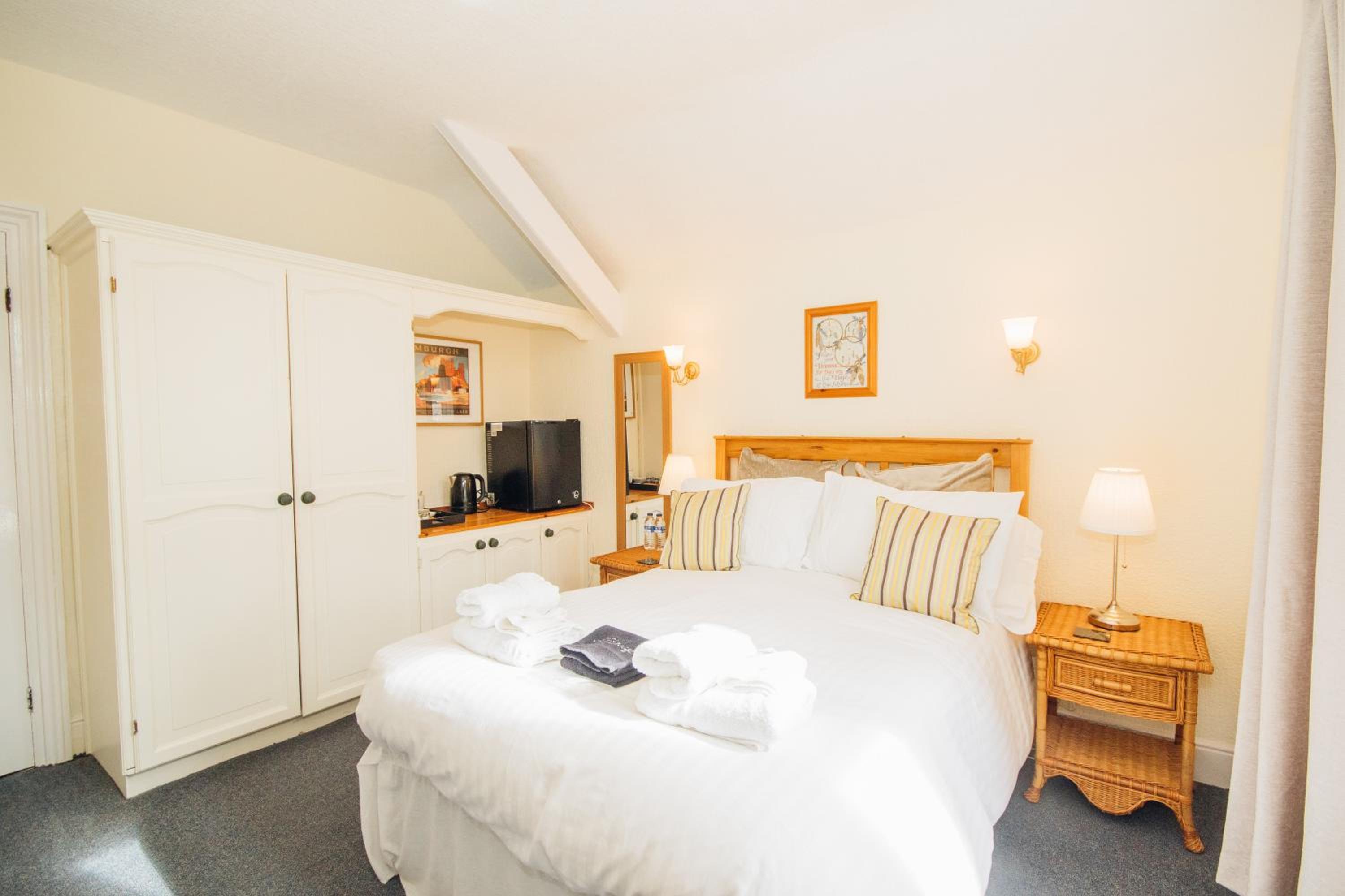 Family Room - En Suite