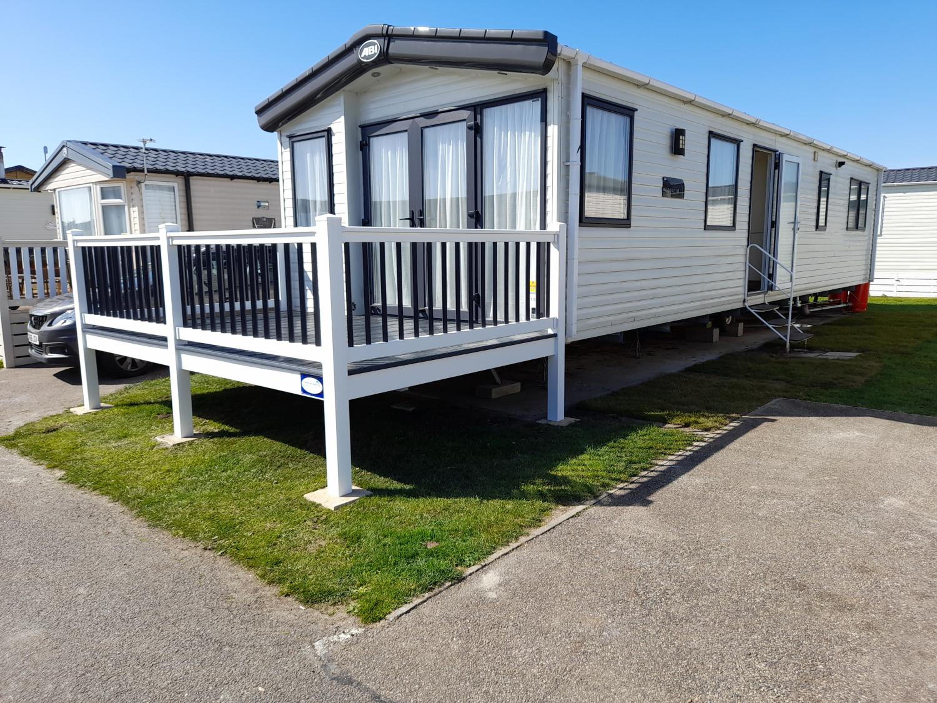 Caravan photo 1