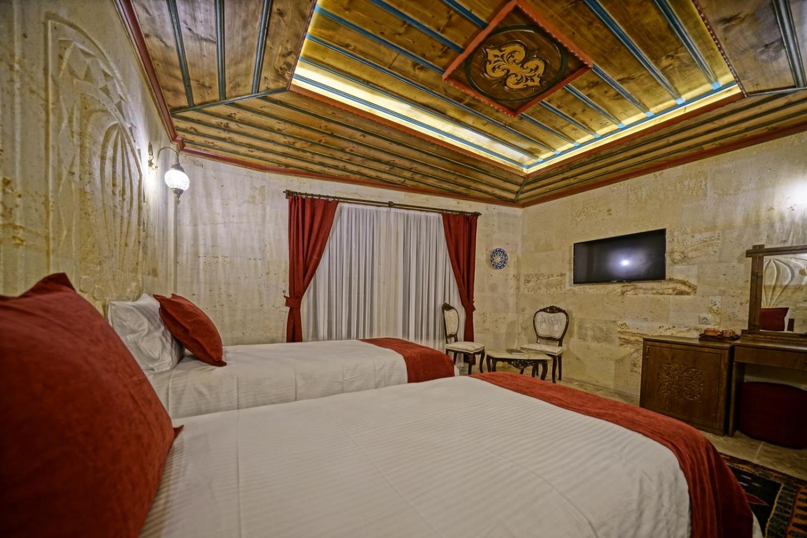 Standard Twin Room - Photo 7