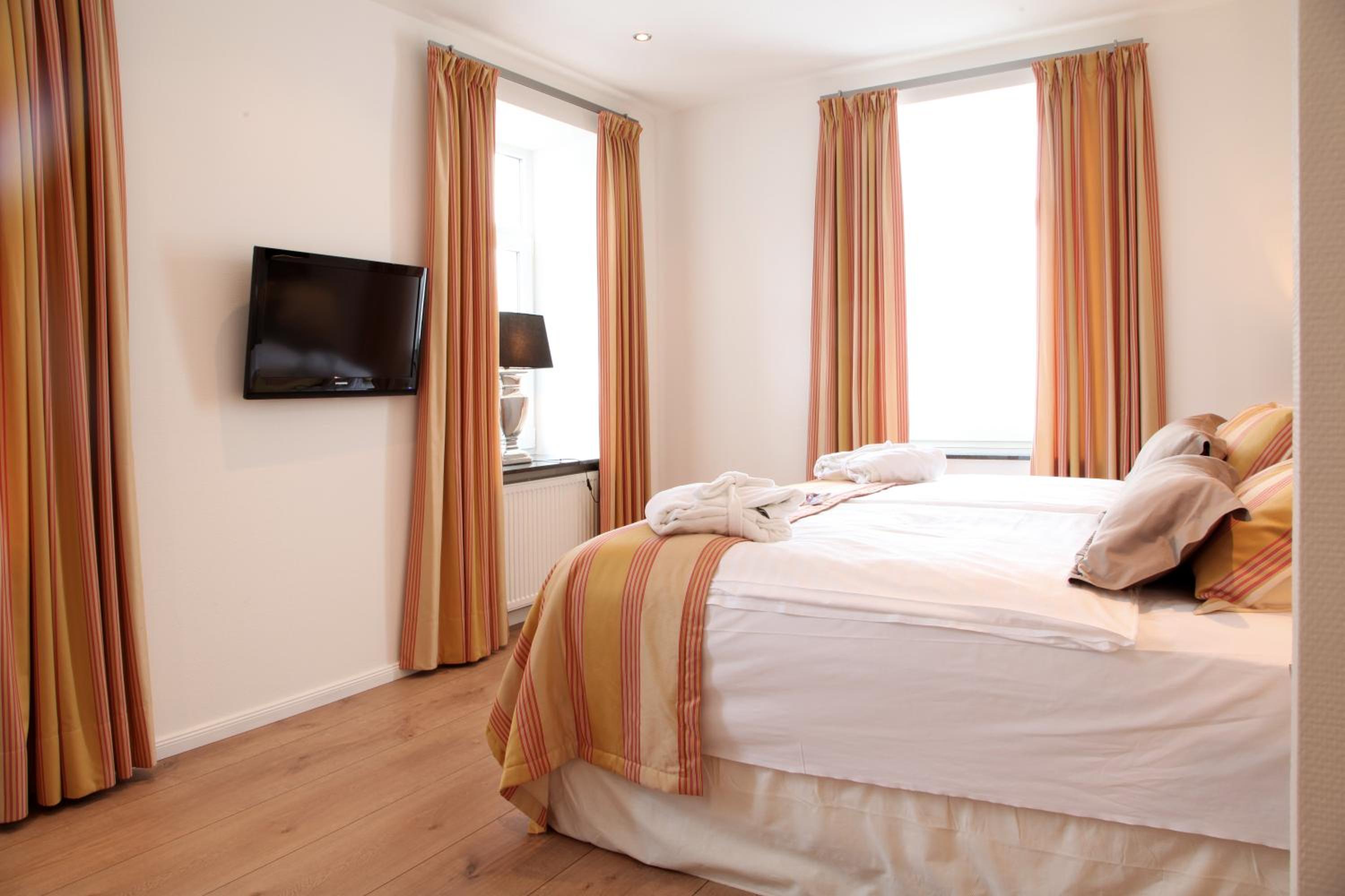 Suite - Photo 4