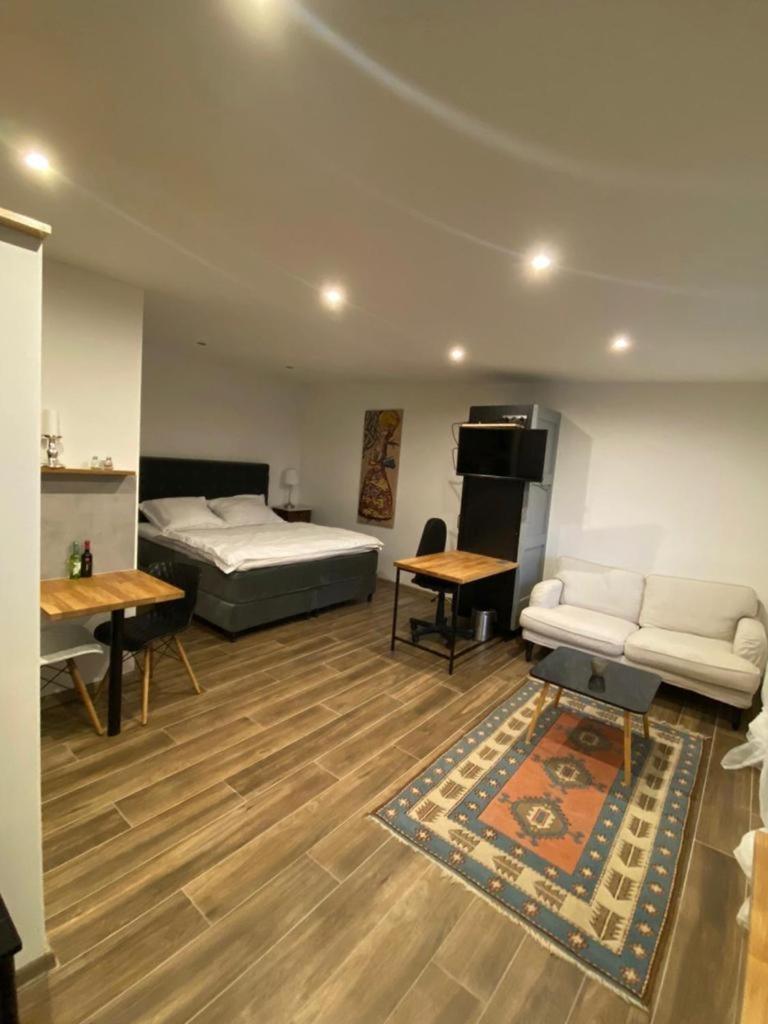Apartment photo 1