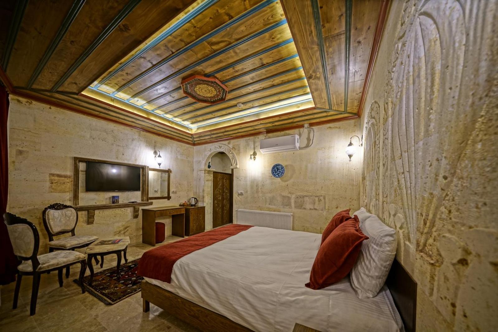 Standard Double Room - Photo 14