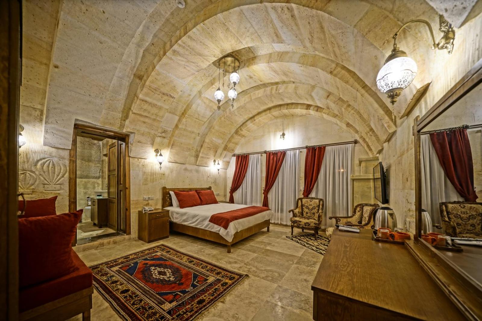 Deluxe Triple Room - Photo 7