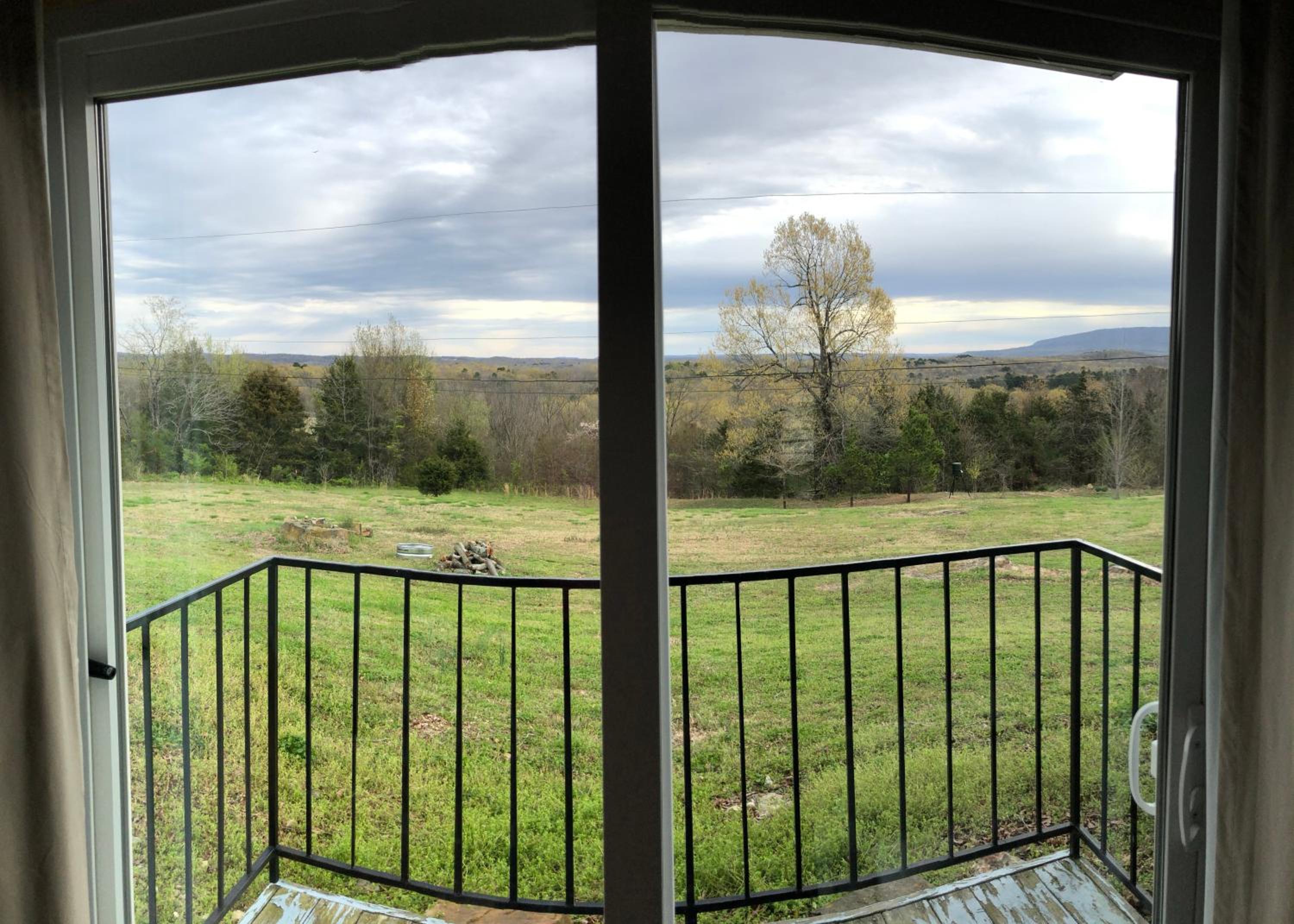 Suite with Mountain View - Photo 13