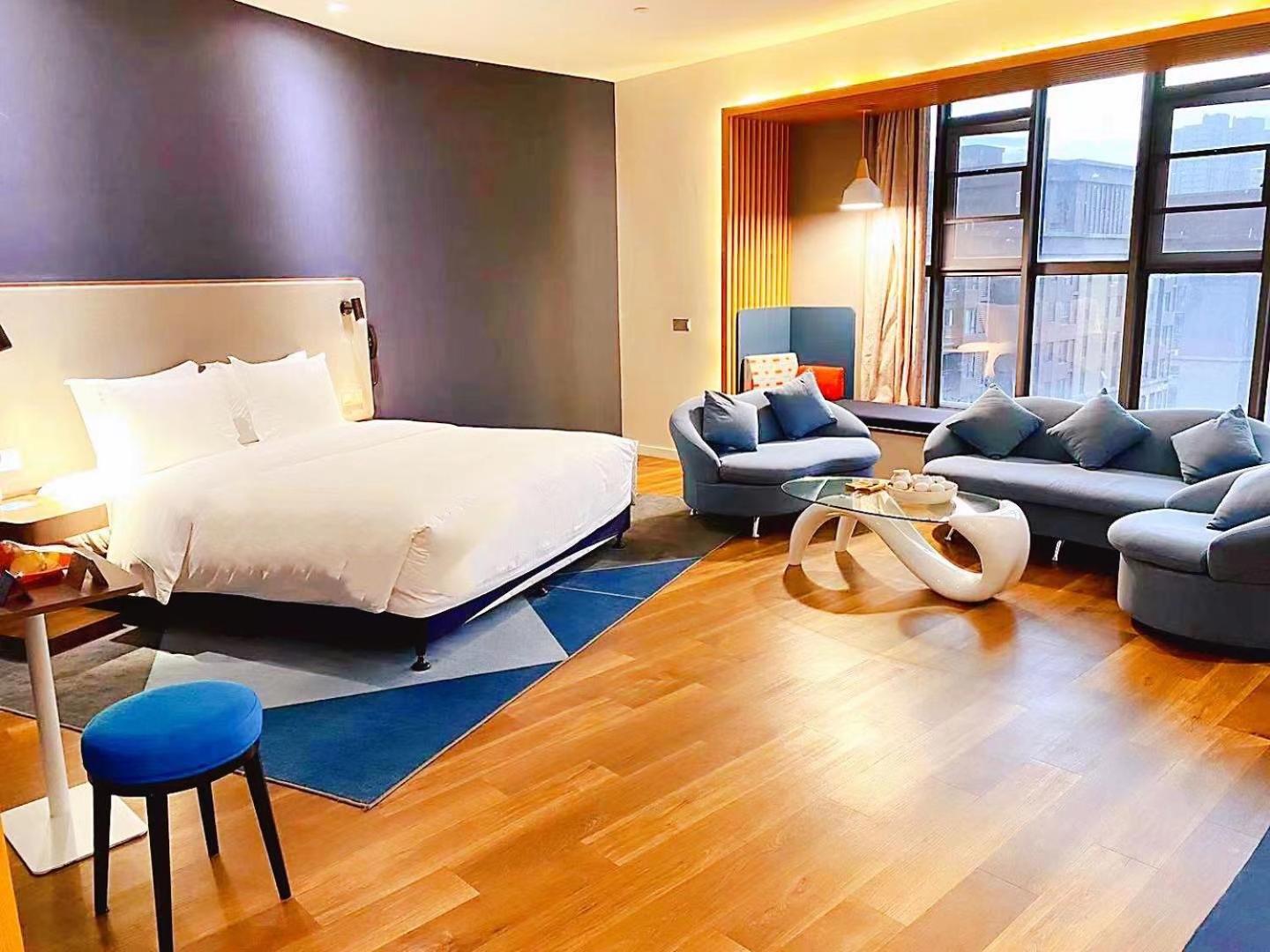 Superior Queen Room
