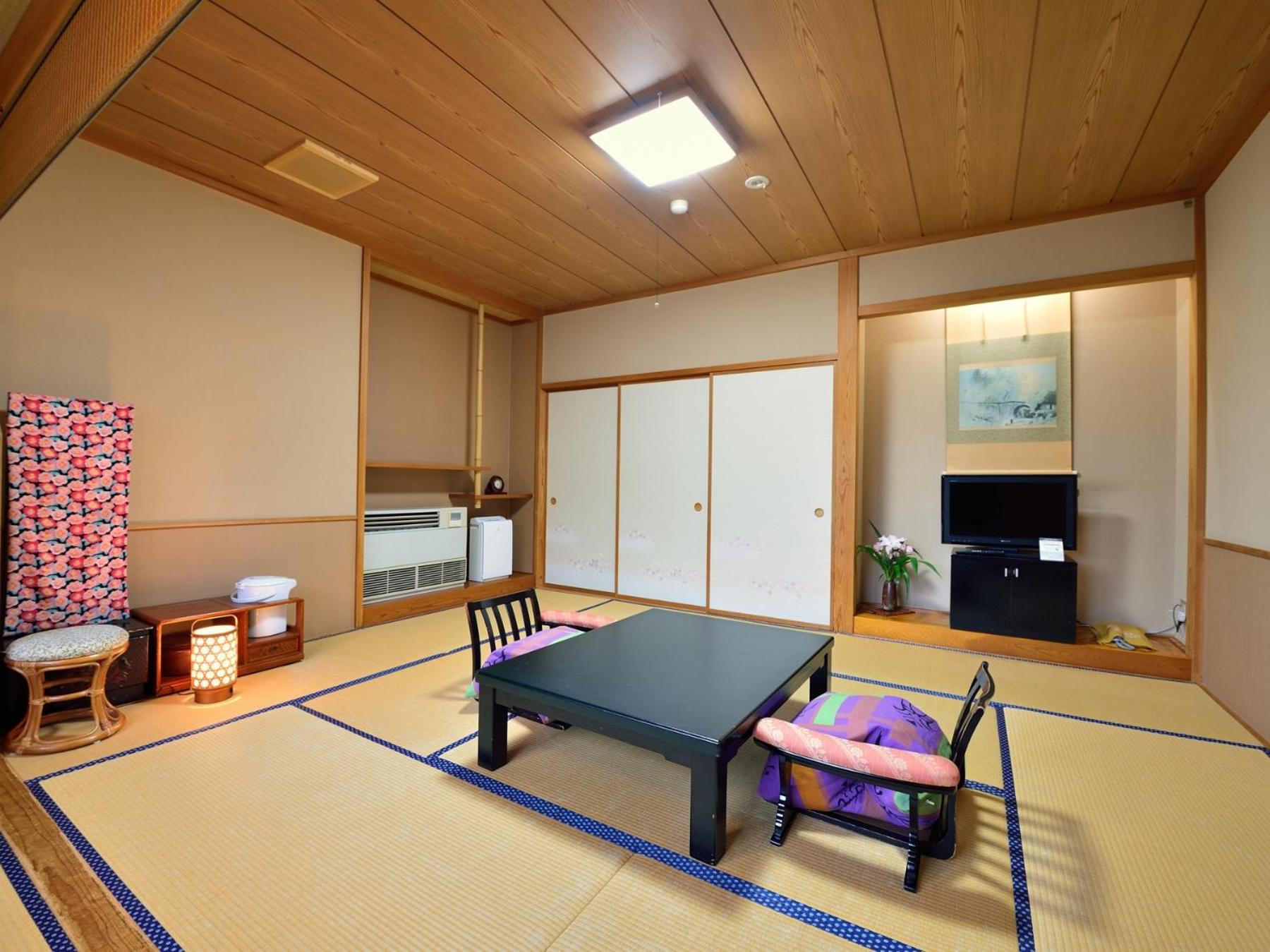 Japanese-Style Room - Photo 12