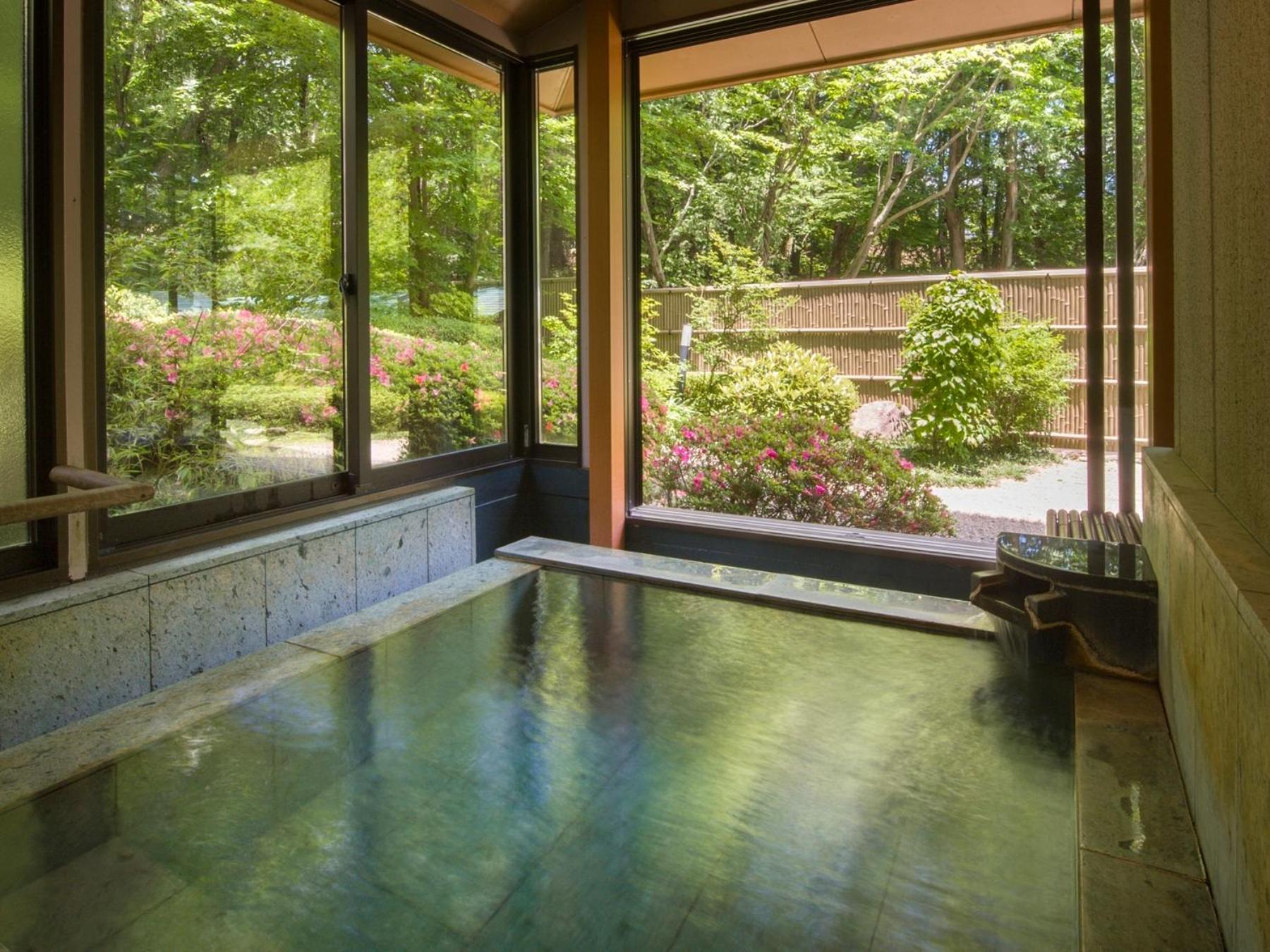 Japanese-Style Room With Open-Air Bath - Photo 14