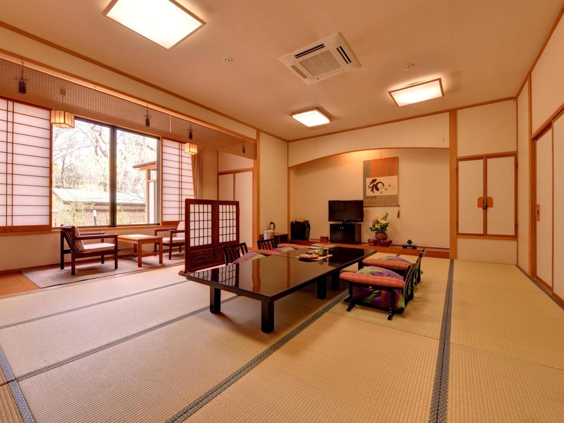 Japanese-Style Room With Open-Air Bath - Photo 13