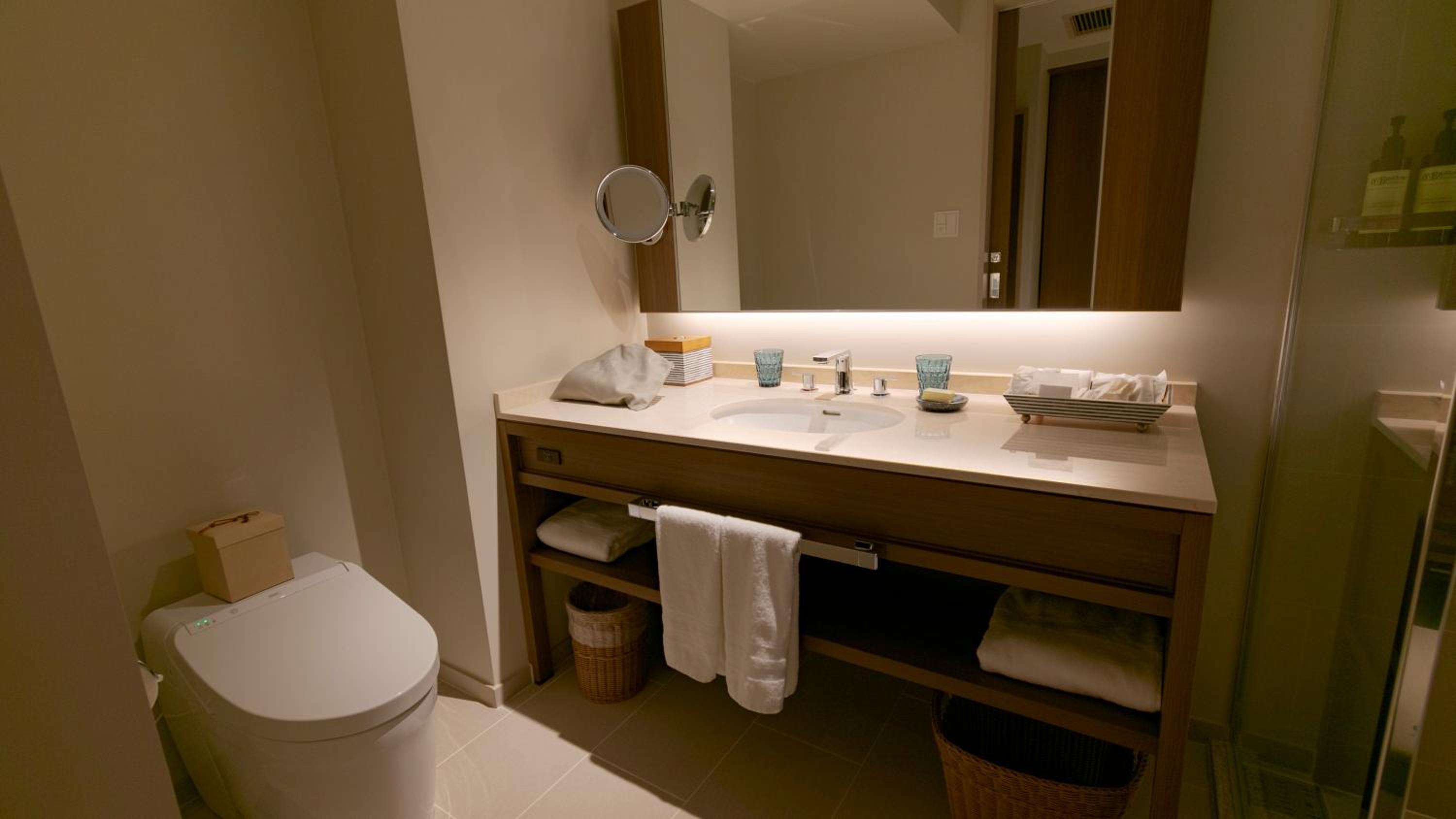 Comfort Harbor View - with Club service