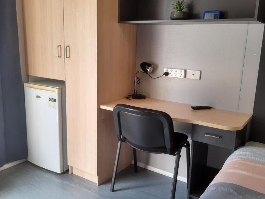 Budget Single Room photo 3