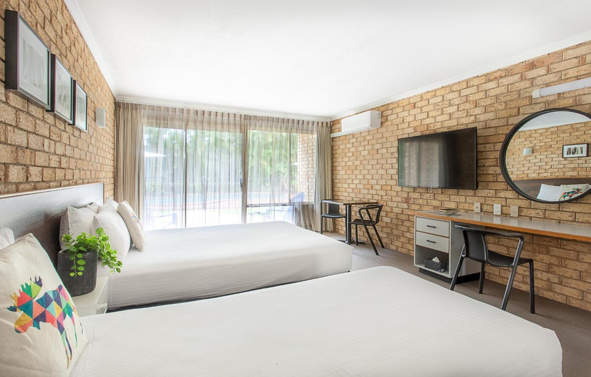 Twin Room - Photo 9