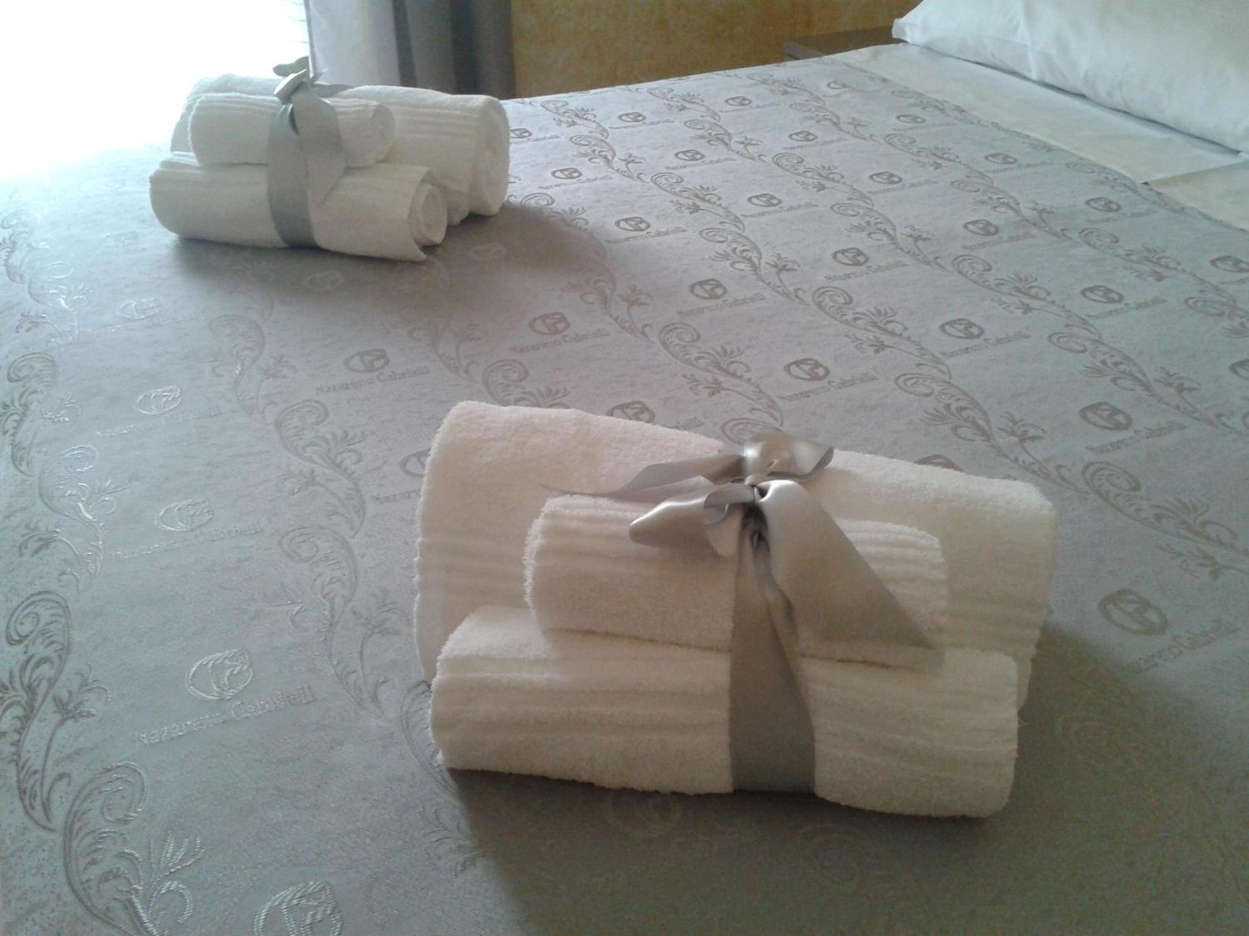 Double or Twin Room with Private Bathroom
