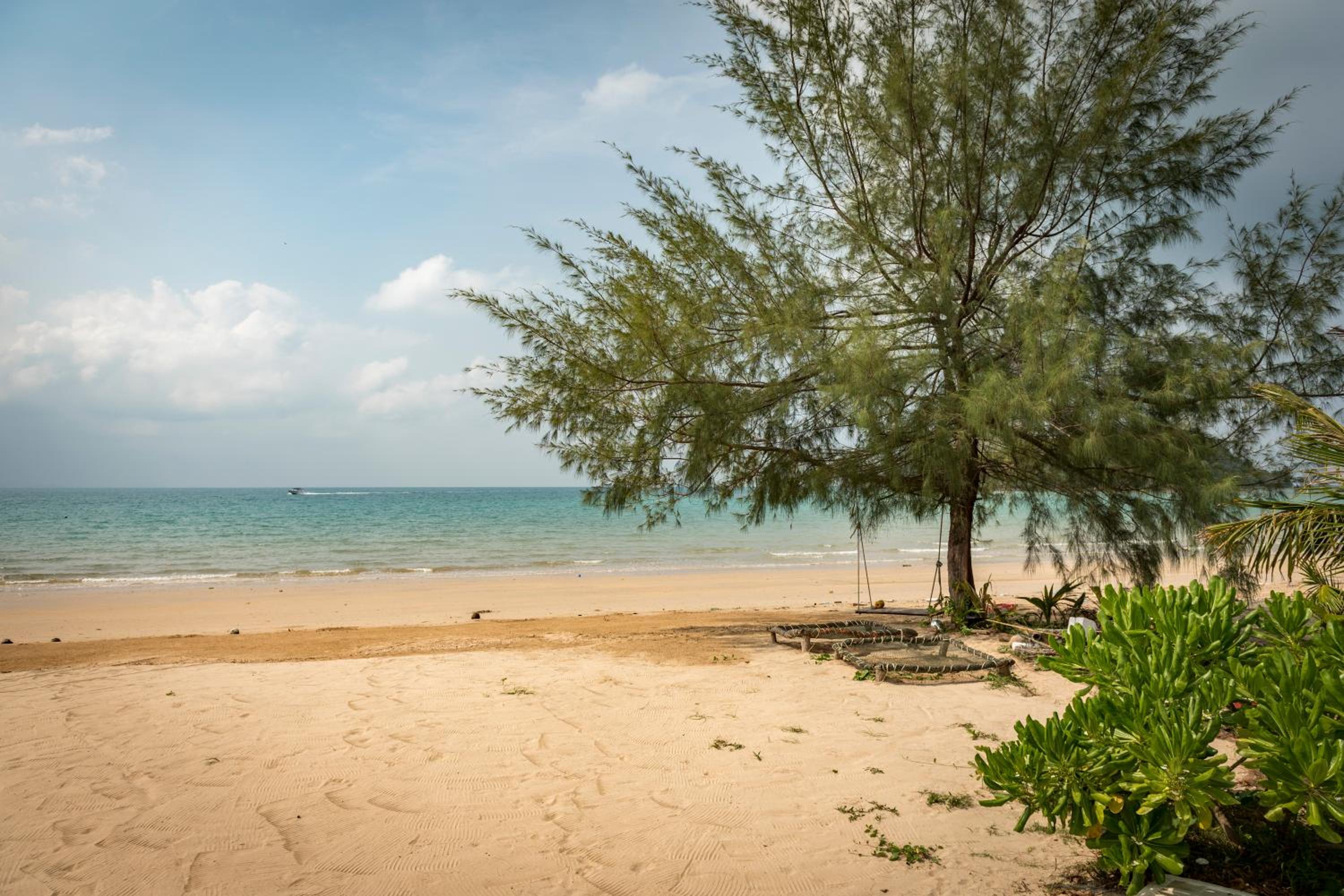 Double Room with Sea View - Photo 3