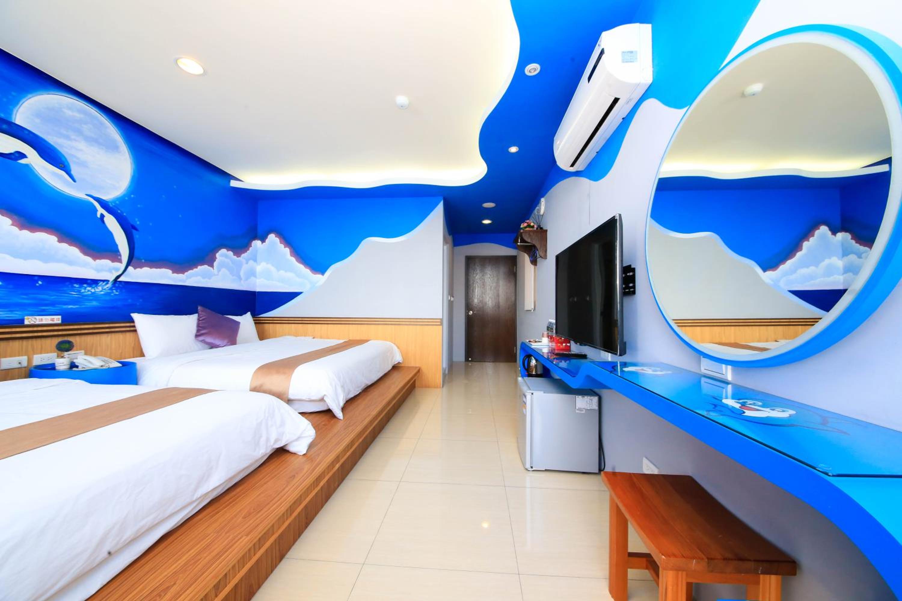 Deluxe Quadruple Room with Balcony and Sea View photo 1