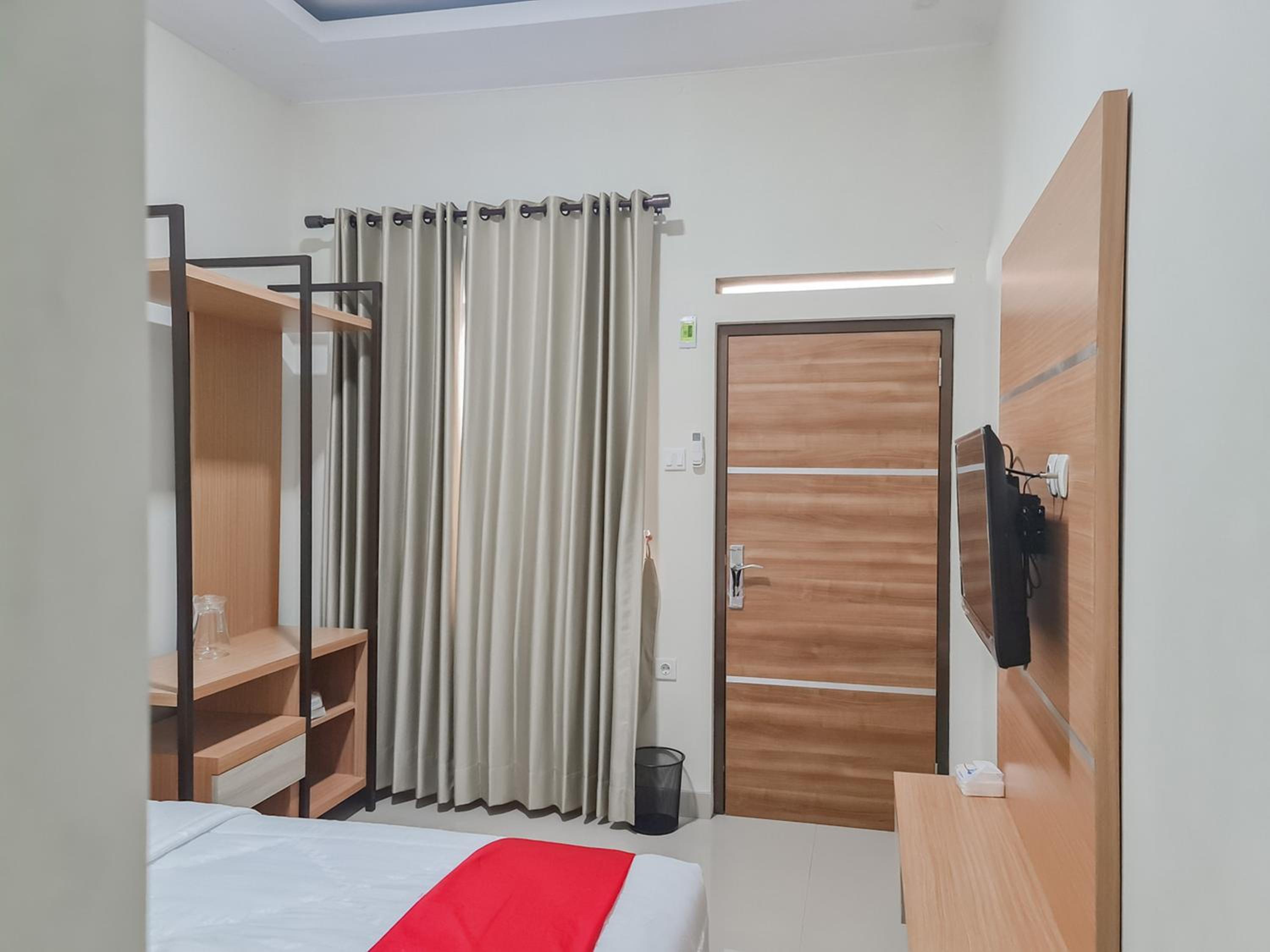 Double Room - Photo 2
