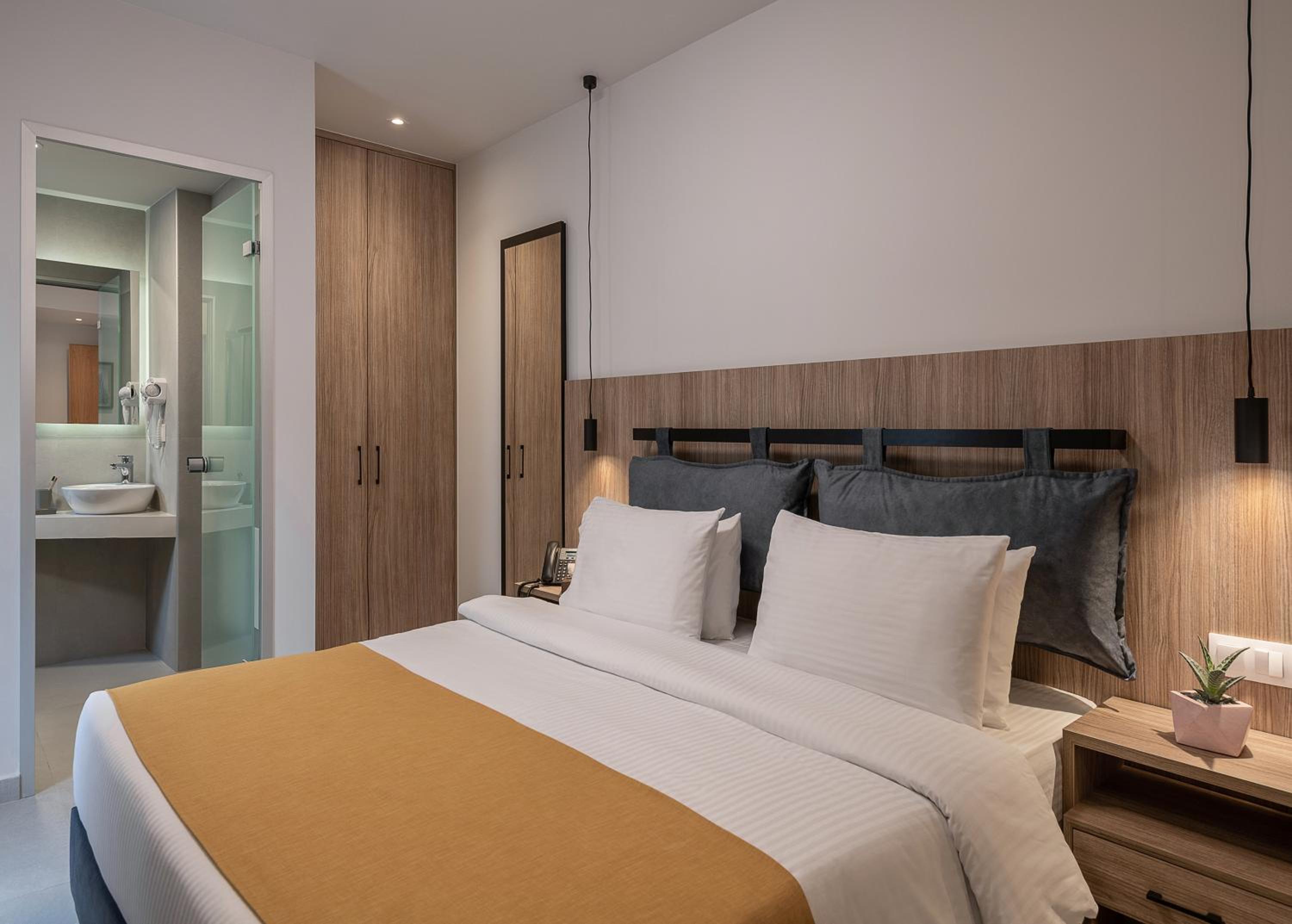 Superior Double Room - Photo 2