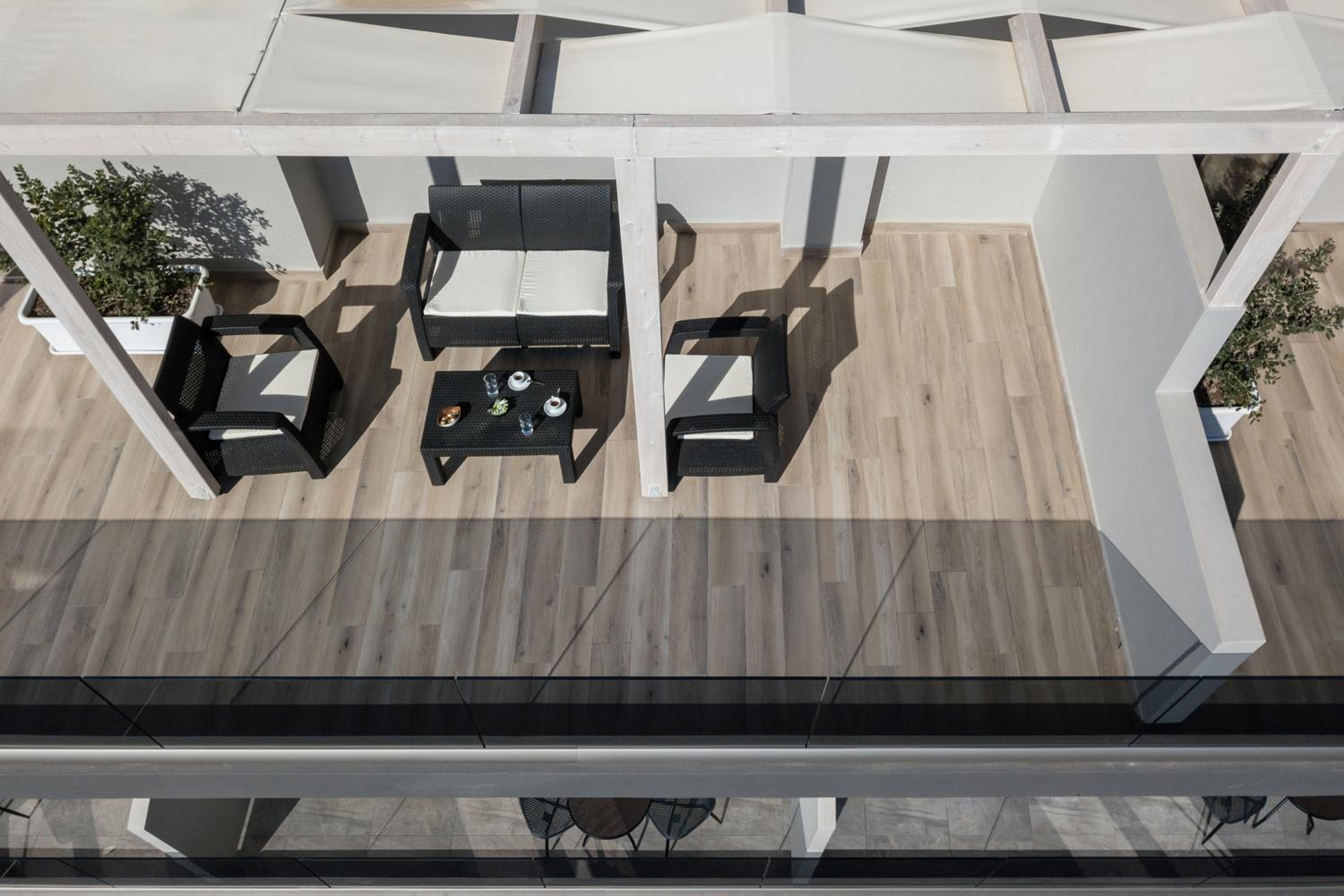 Junior Suite with Terrace - Photo 7