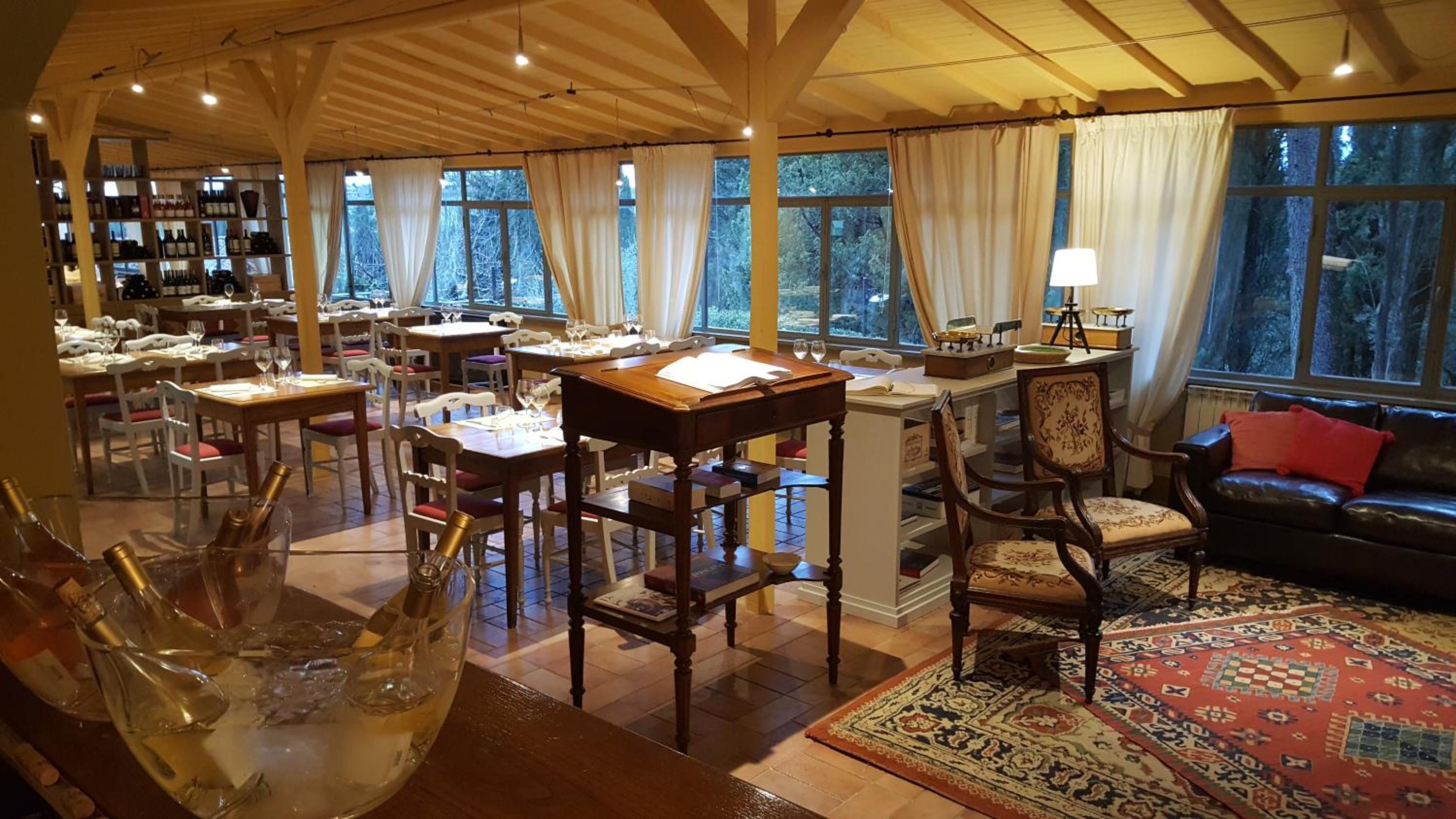 Villa photo 3