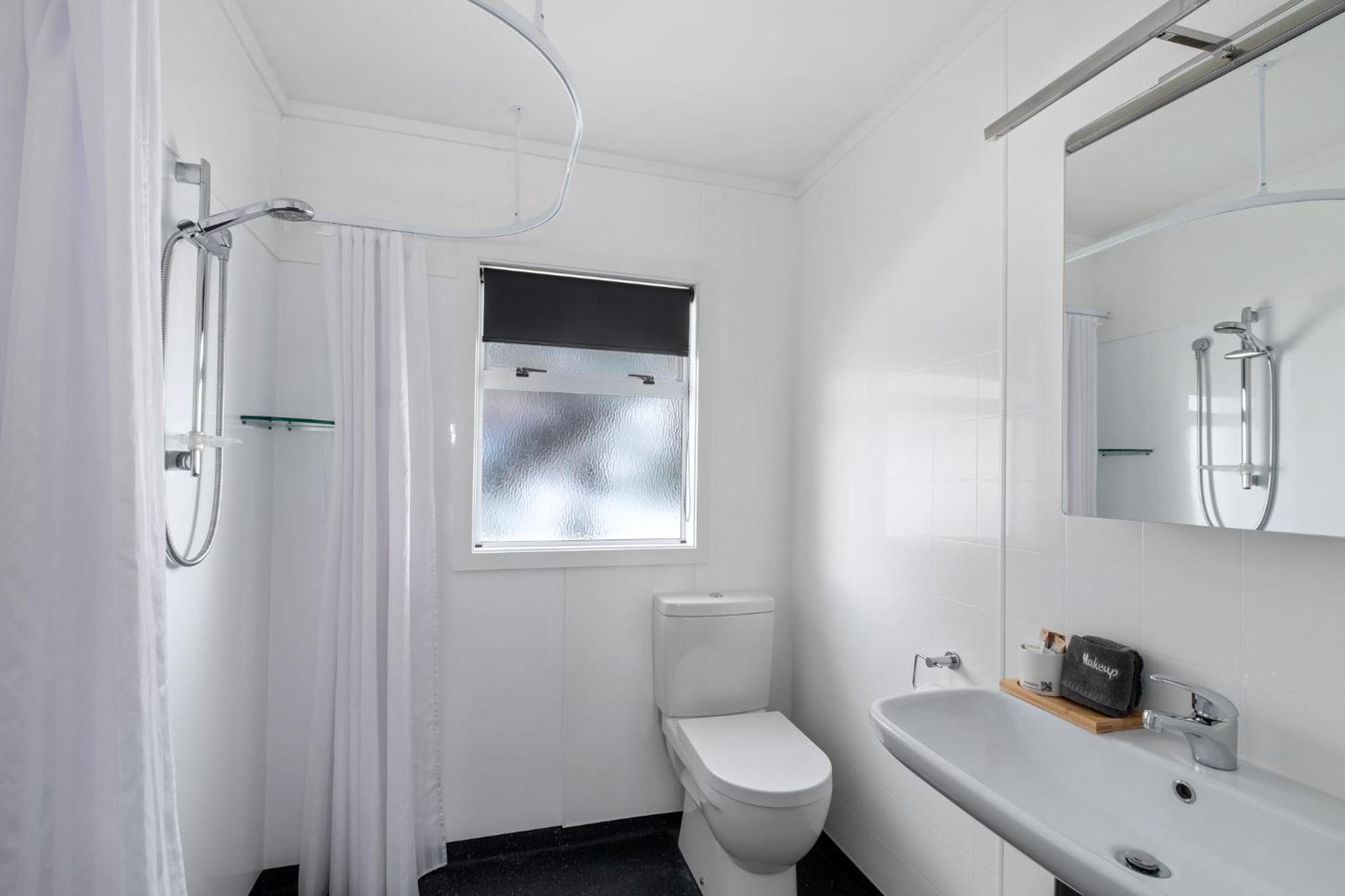 Queen Suite with courtyard and mountain view  - Photo 6