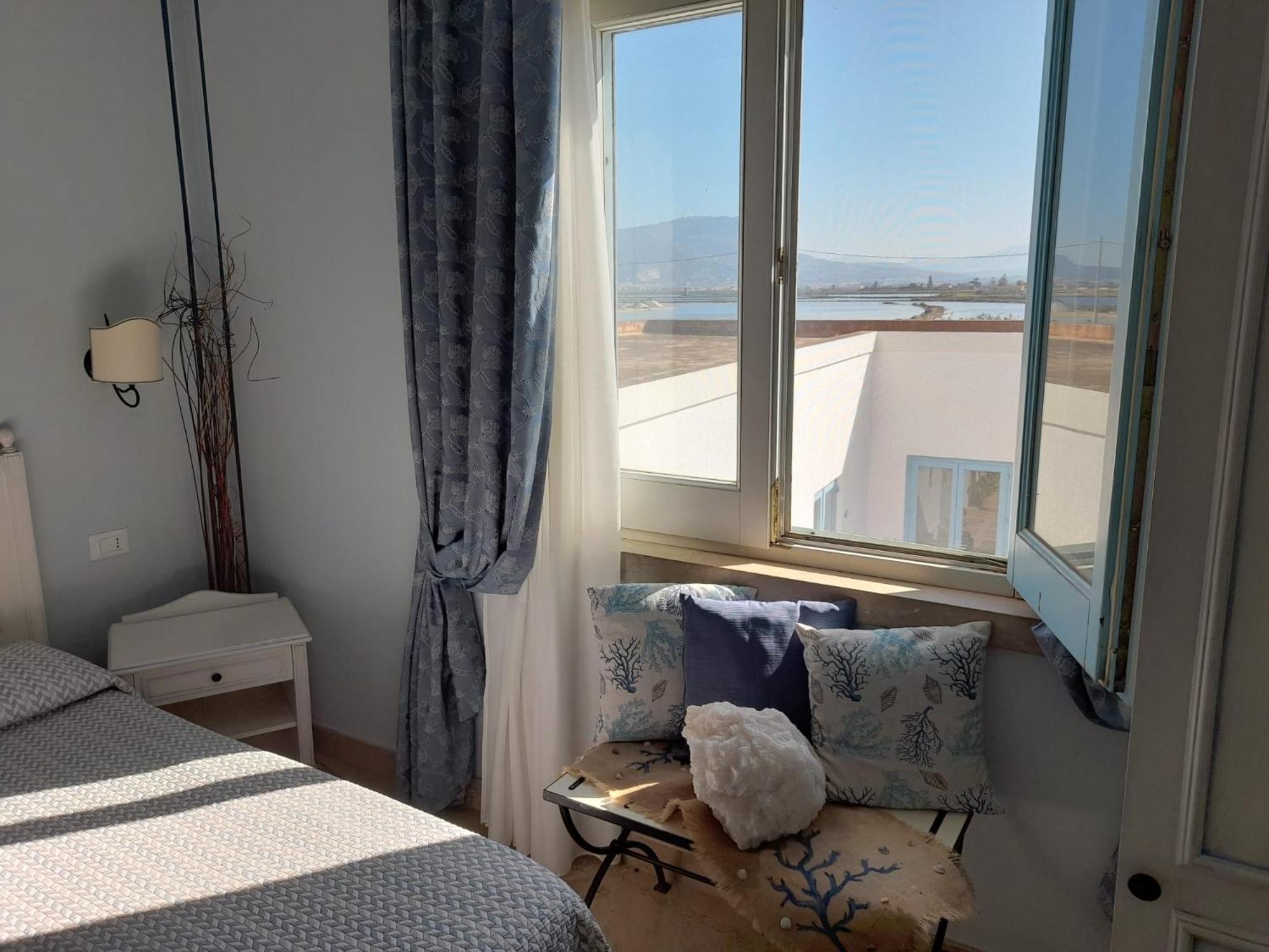 Superior Double Room with Mountain View - Photo 2