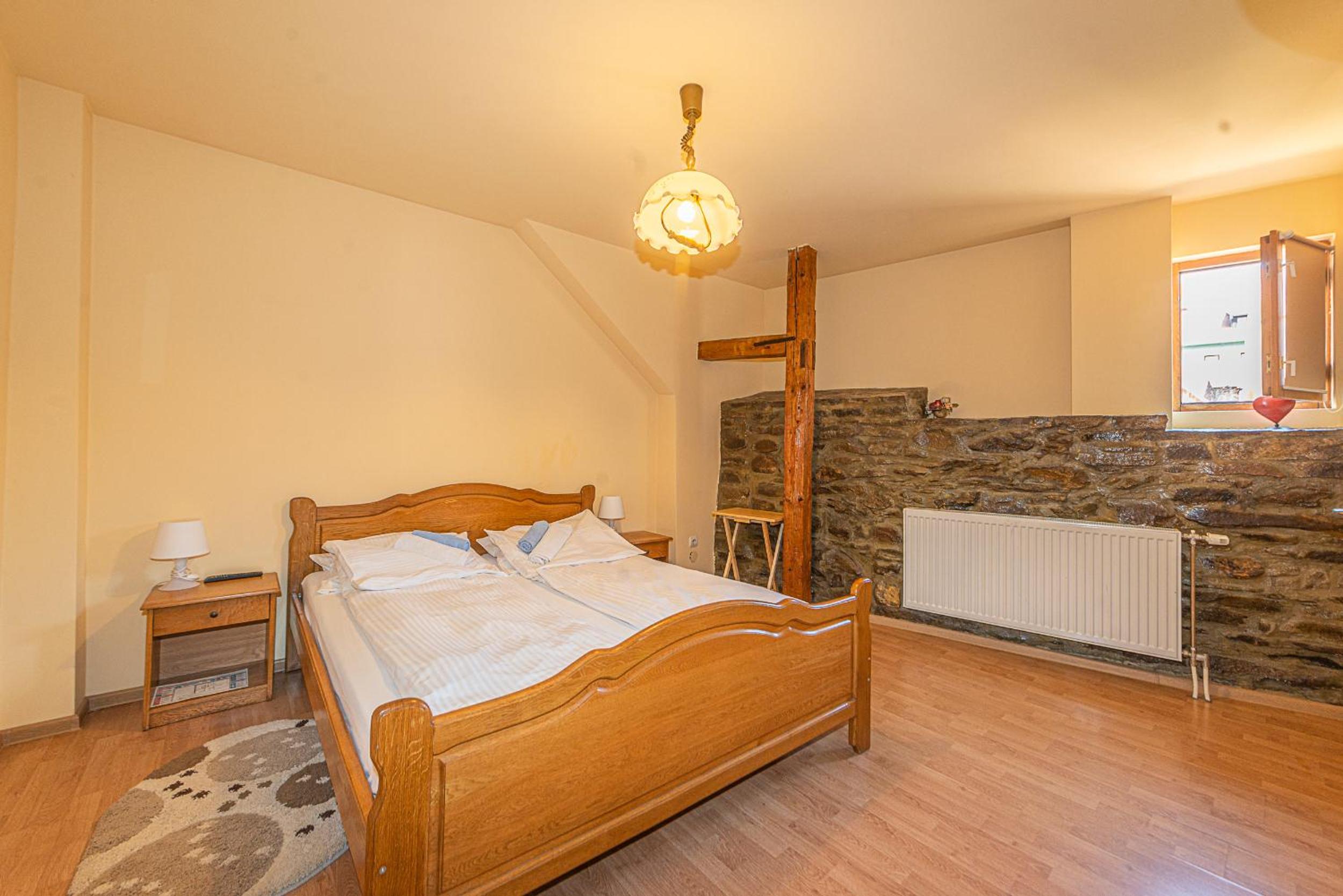 Double Room - Photo 2