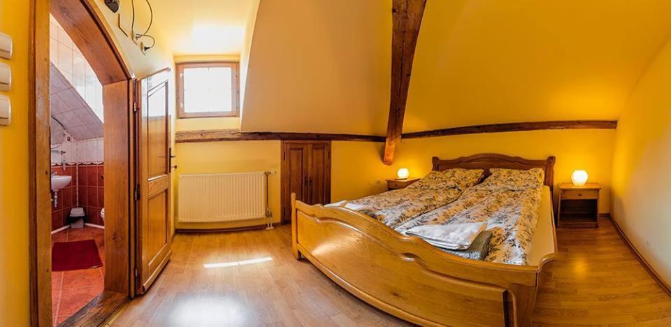 Double Room - Photo 1