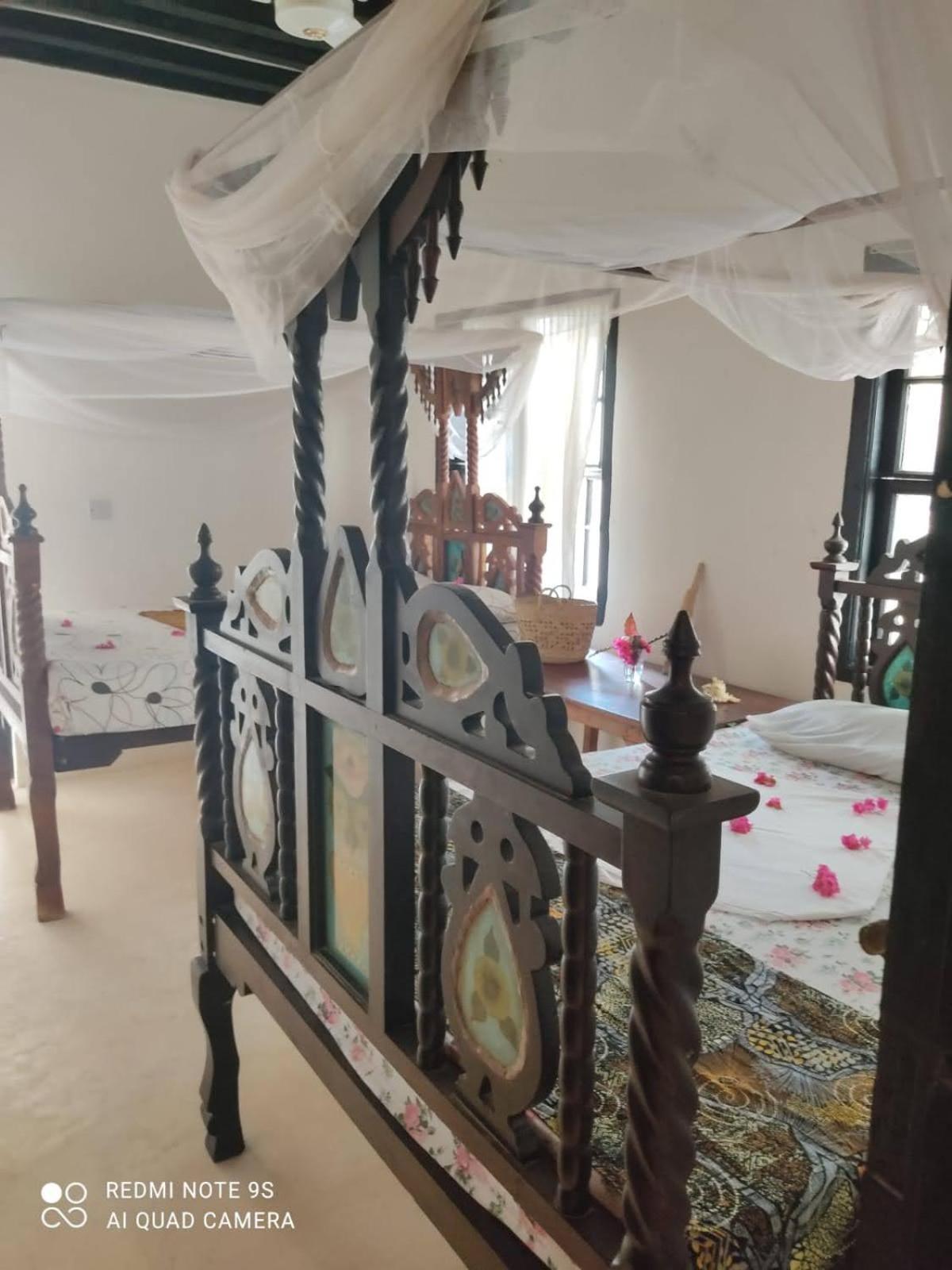 Double Room with Private Bathroom photo 2