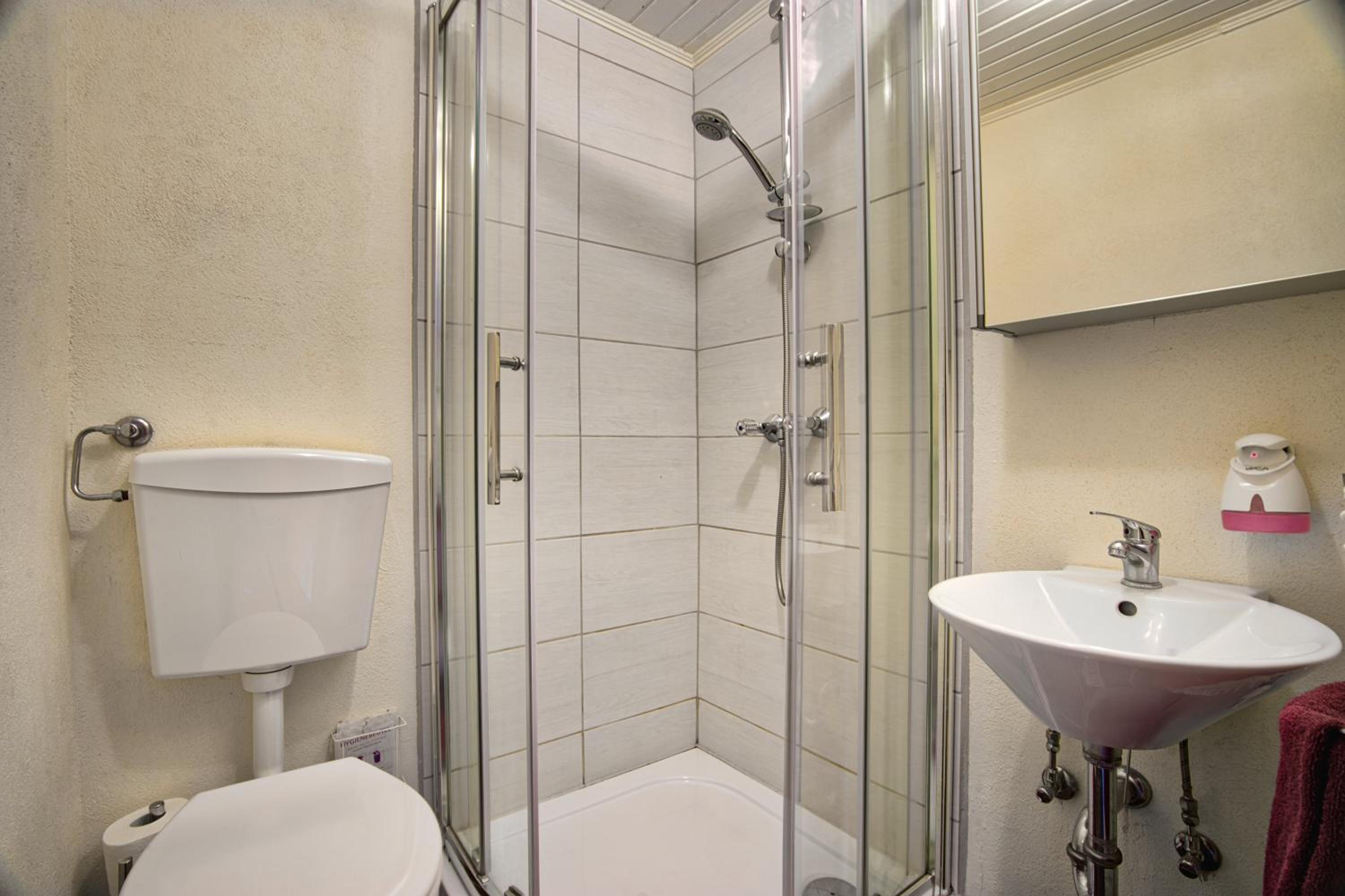 Single Room with Balcony photo 2