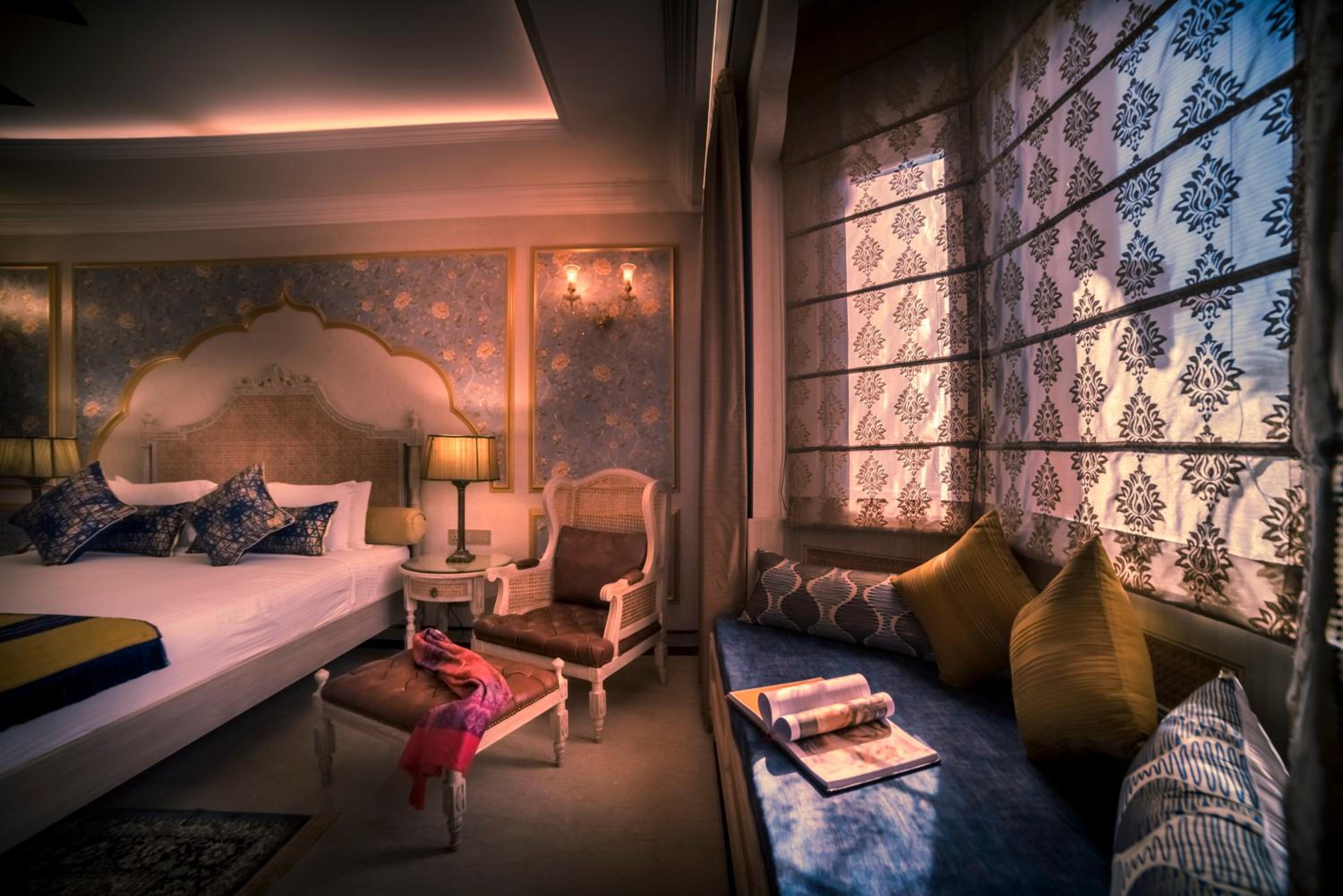 Royal Palace Room - Photo 6