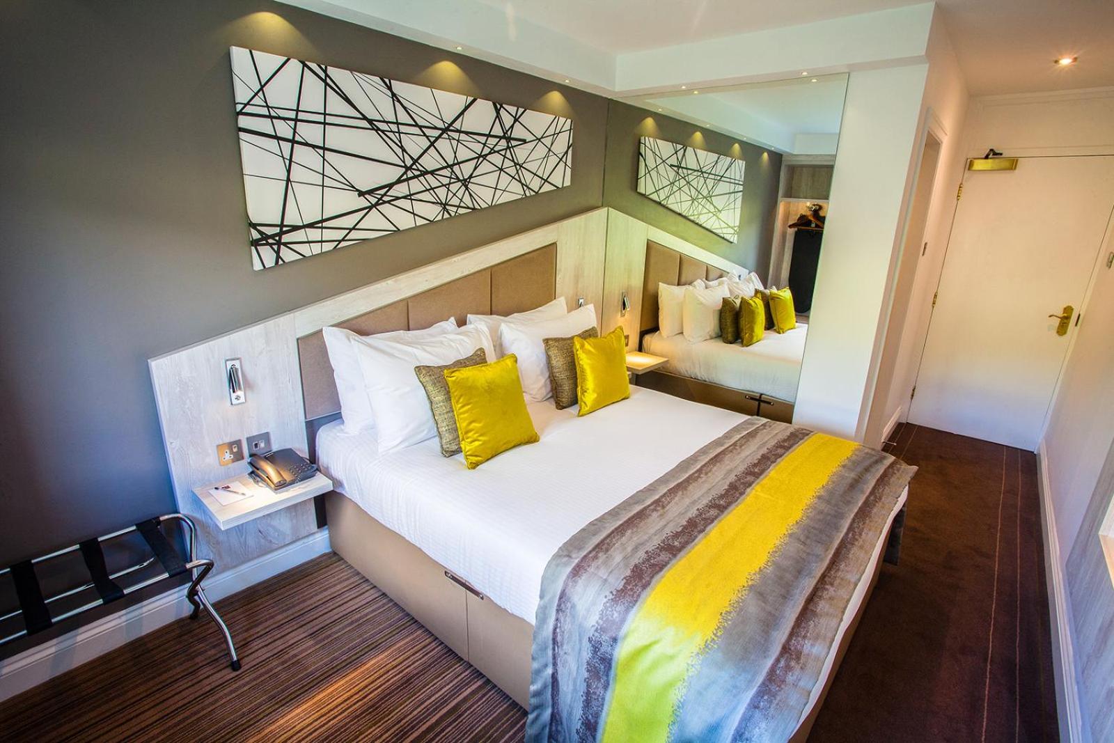 Double Room with Garden View - Photo 12