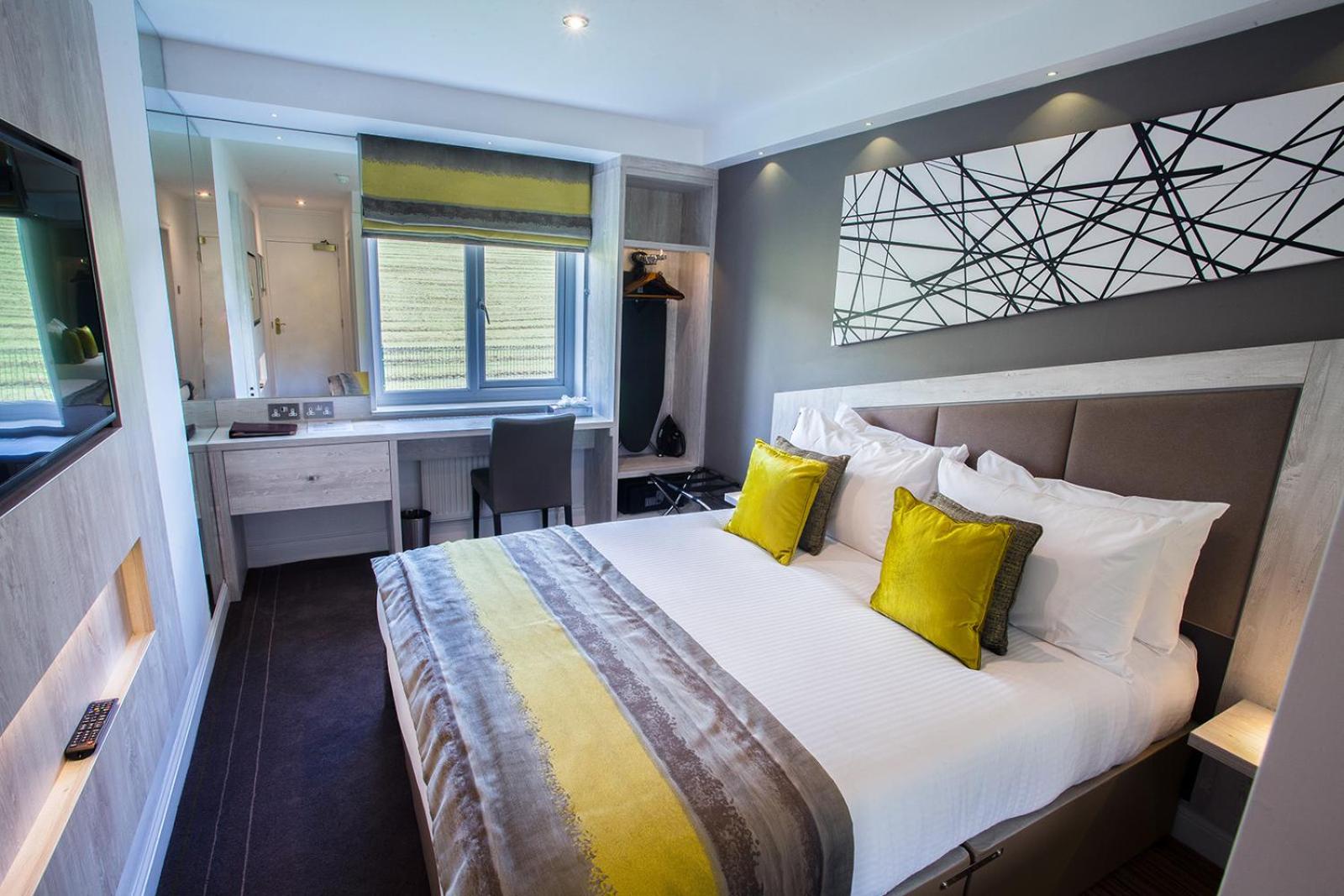 Double Room with Garden View - Photo 3