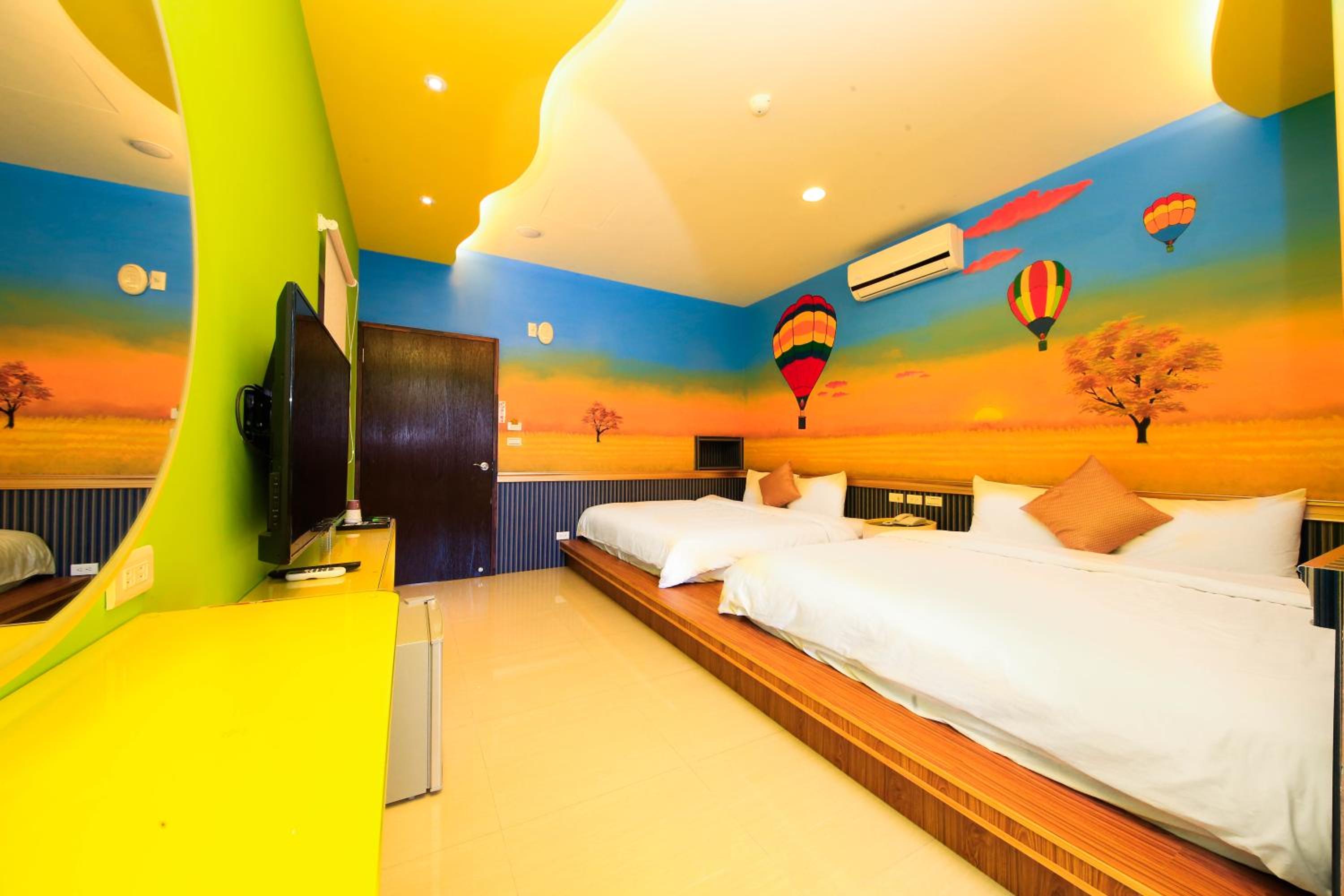 Superior Quadruple Room with Balcony photo 1
