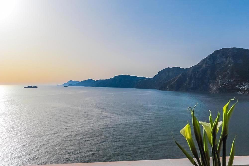 Superior Double Room with Sea View - Photo 11