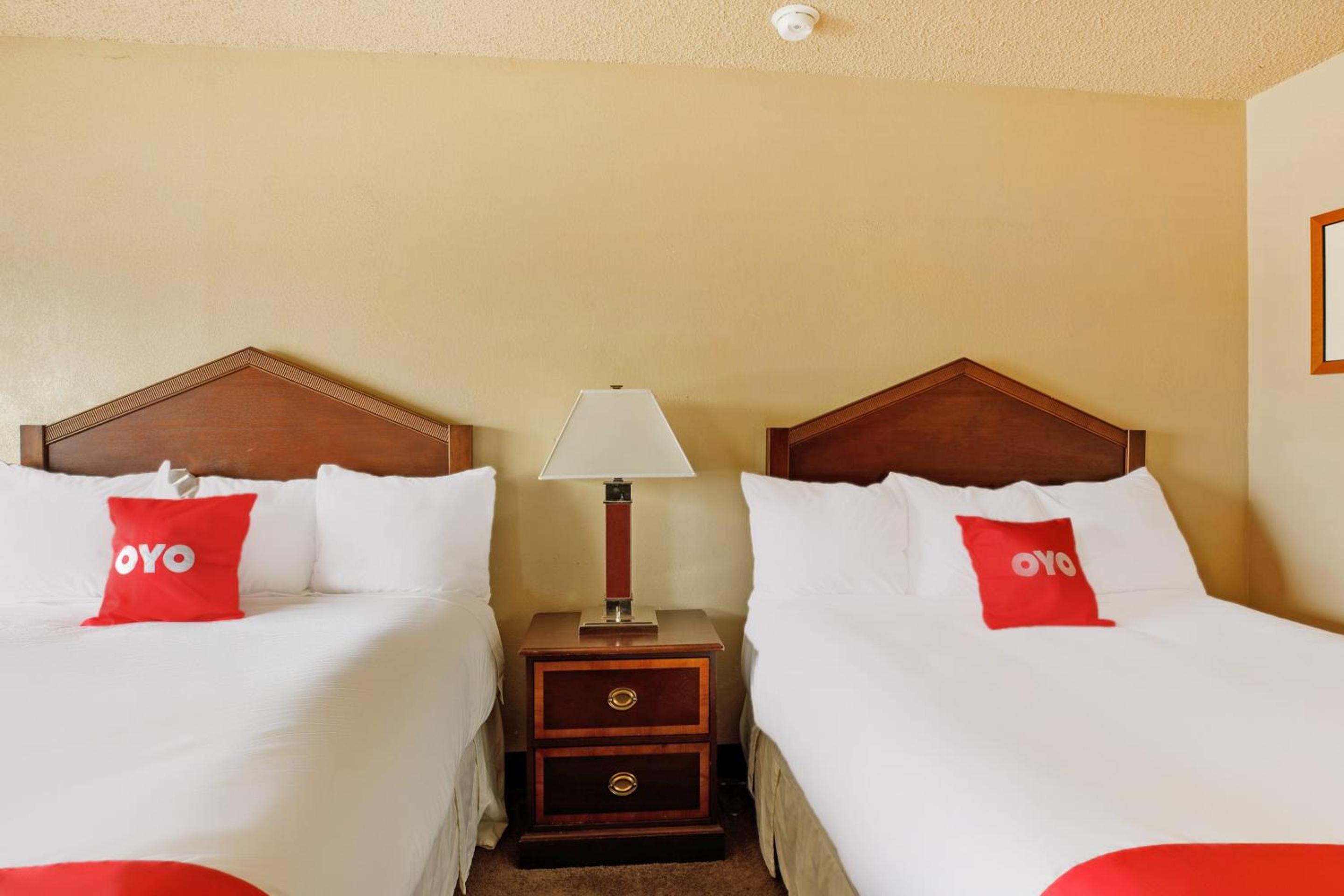 Queen Room With Two Queen Beds