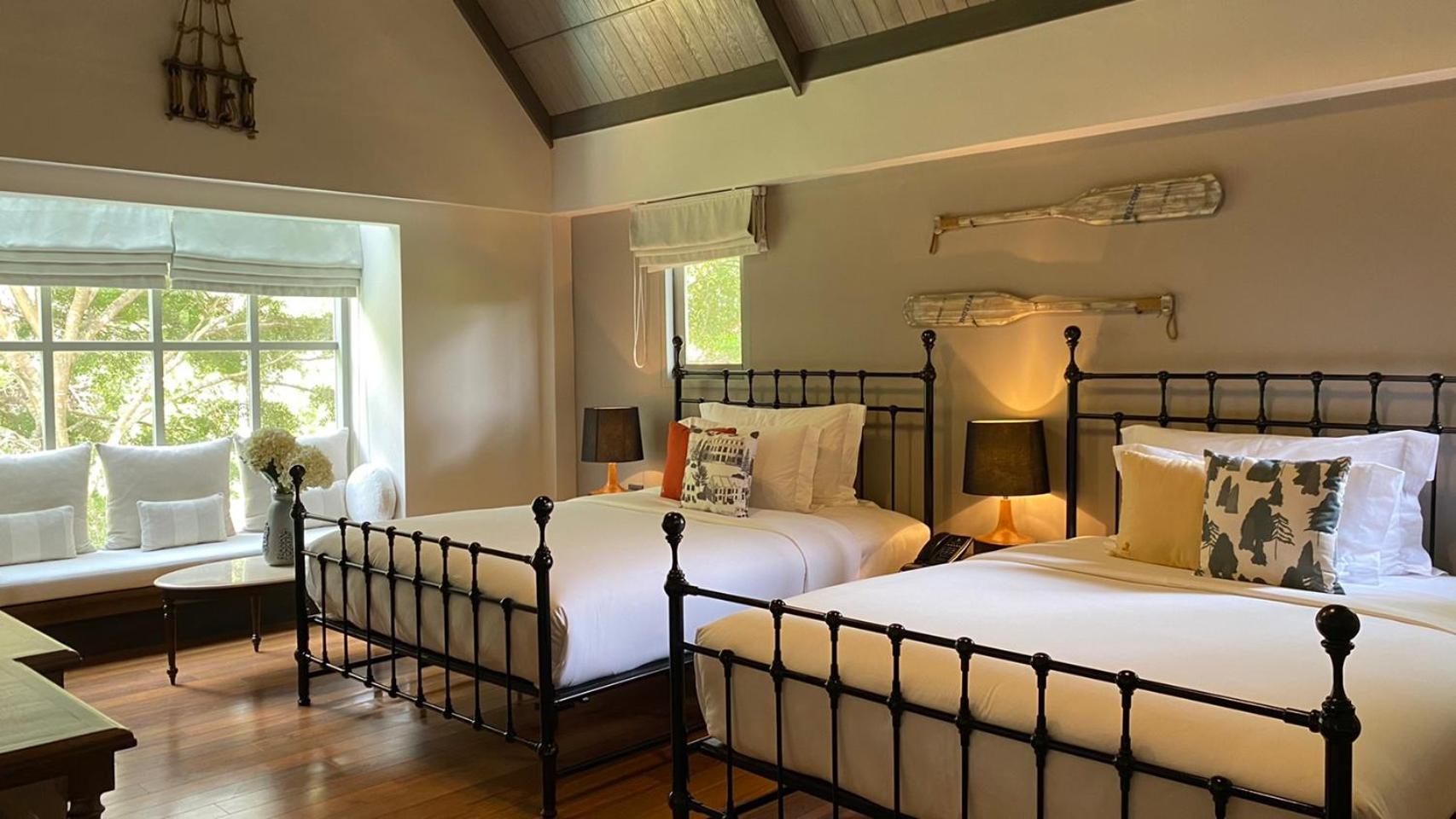 Two-Bedroom Villa - Photo 4