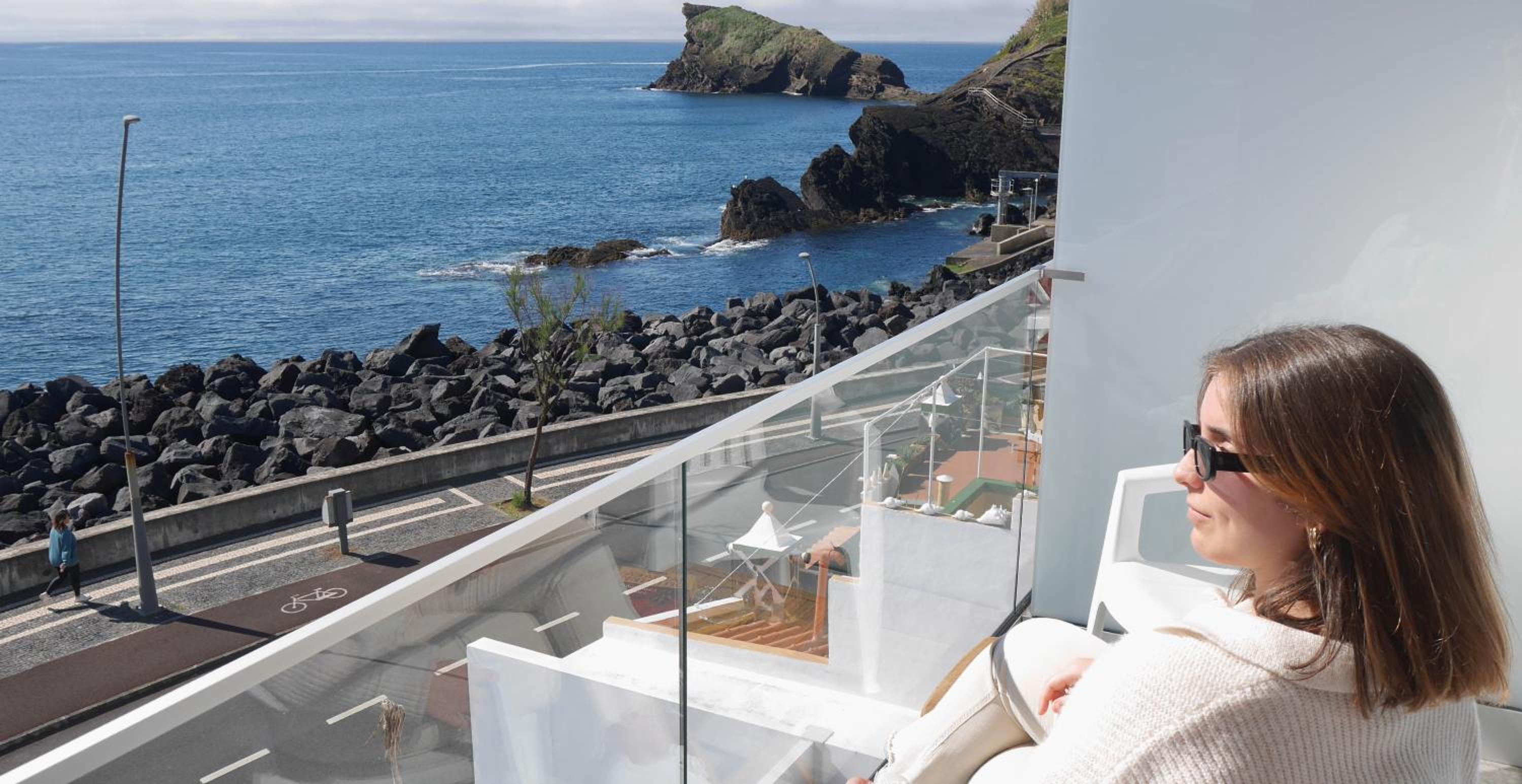 Deluxe Double Room with Balcony and Sea View - Photo 4