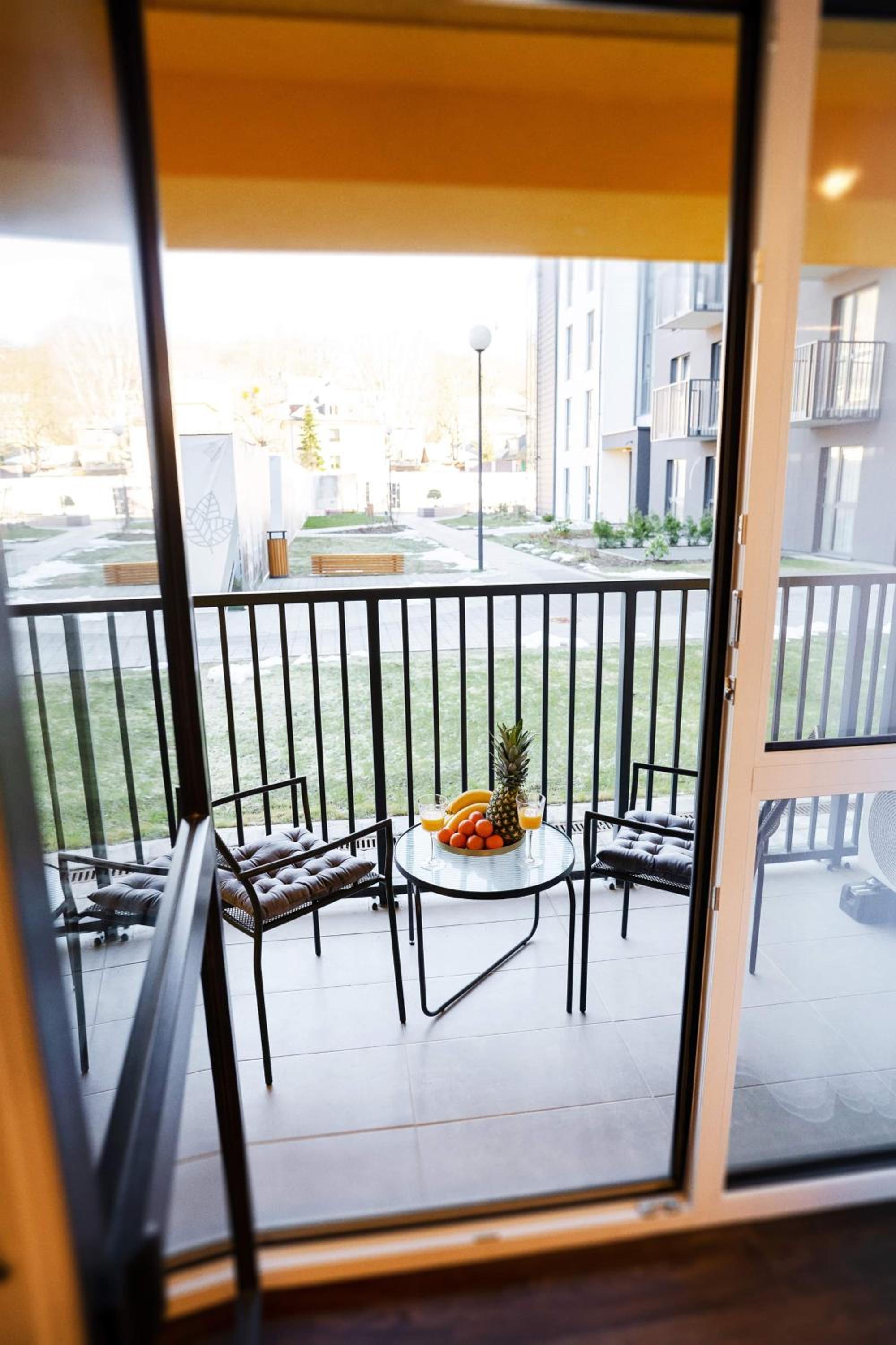 One-Bedroom Apartment - Photo 13