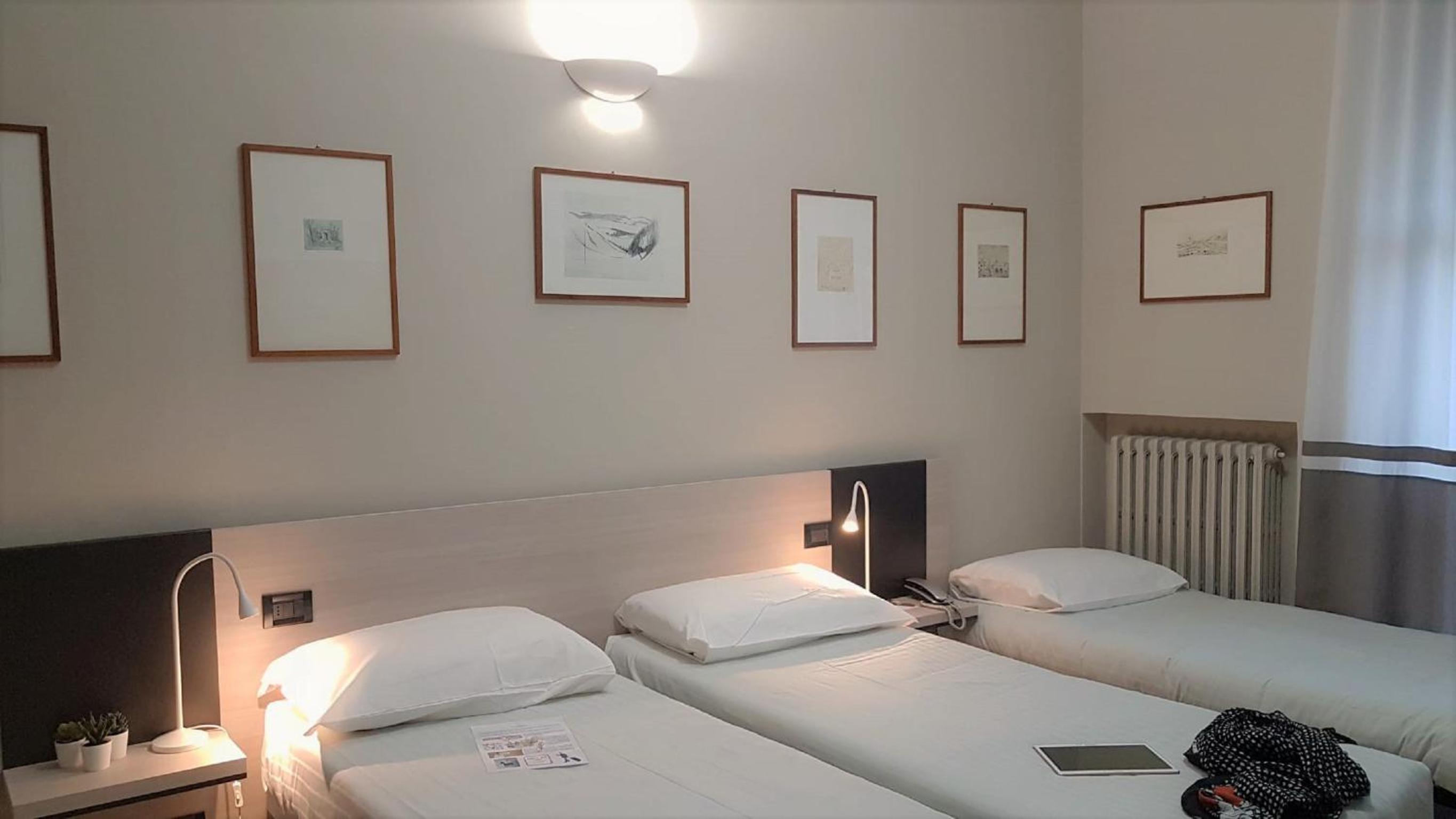 Triple Room - Photo 5