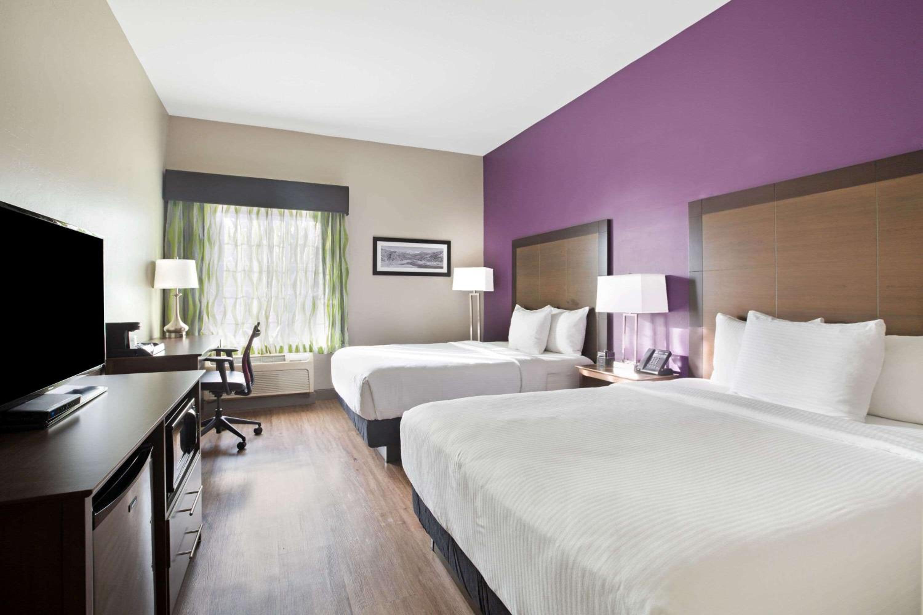 Double Room with Two Double Beds - Mobility/Hearing Accessible - Non-Smoking  - Photo 1