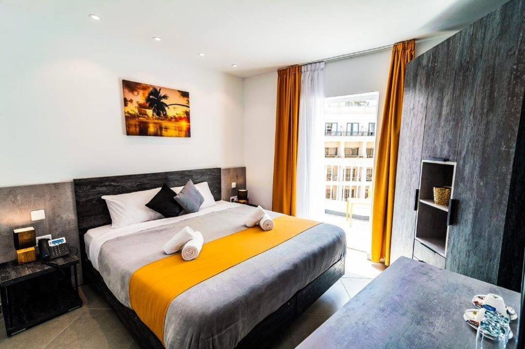 Double or Twin Room with Balcony
