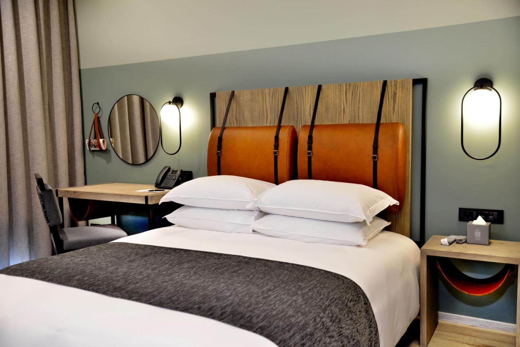 Standard Double Room - Photo 6