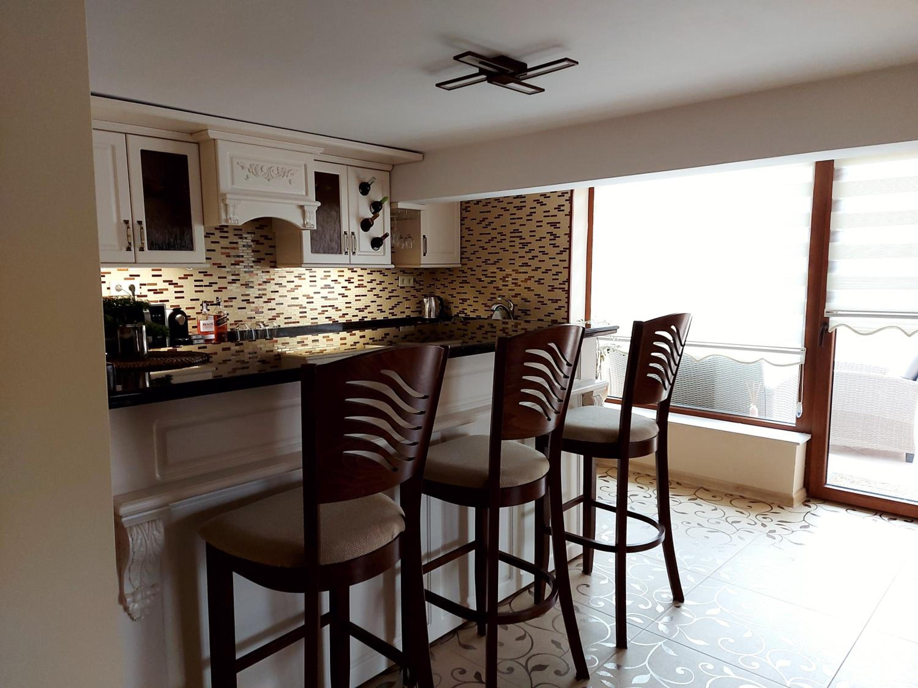 One-Bedroom Apartment - Photo 16