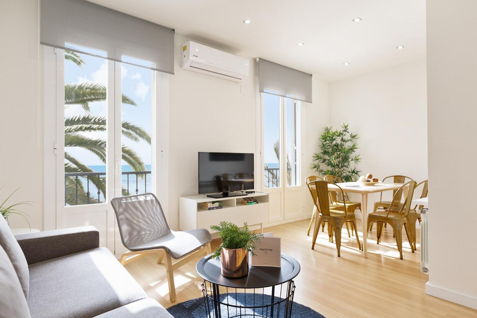 Apartamento de tres dormitorios - Port Alegre, 57
