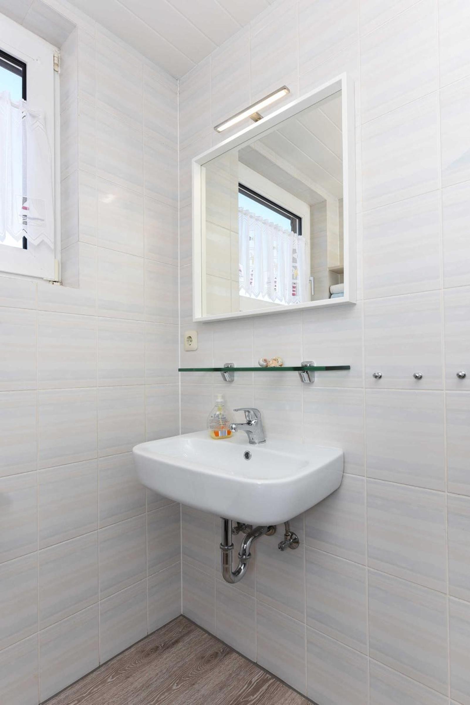 Two-Bedroom Apartment with Balcony photo 3