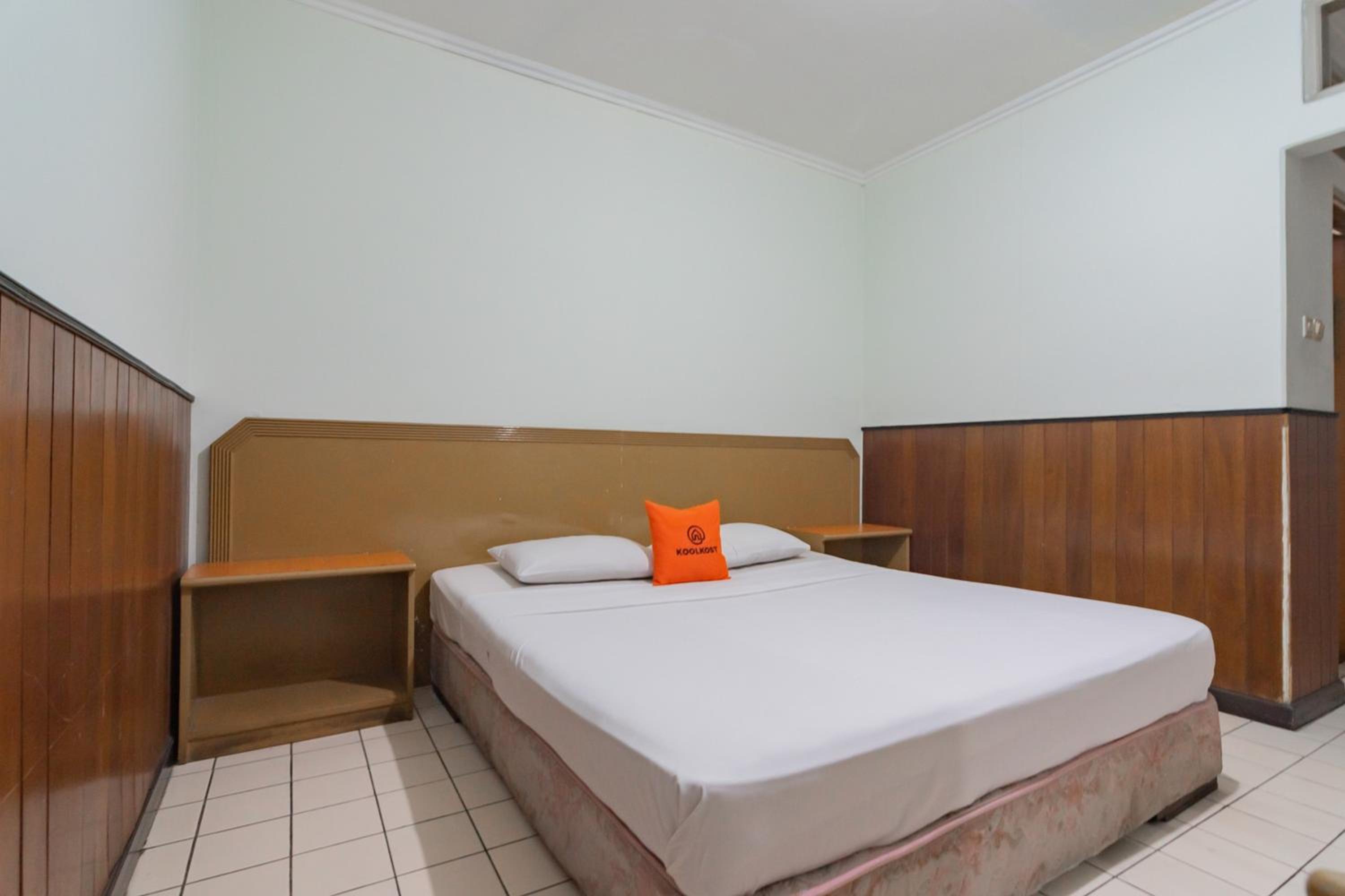 Economy Double Room