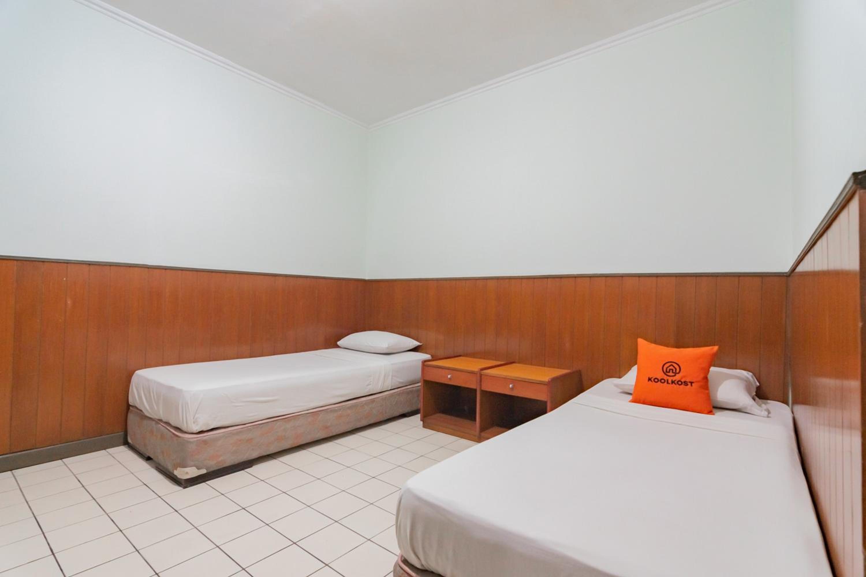Budget Twin Room