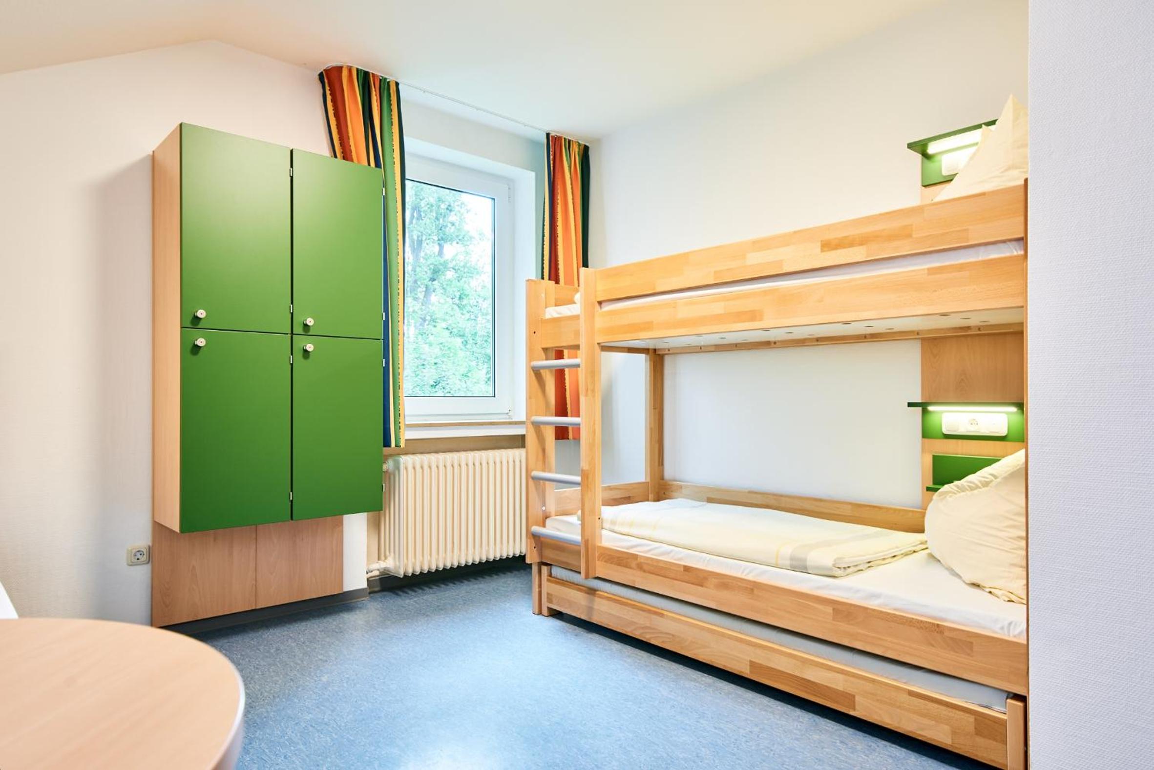 Single Room with Bathroom photo 1